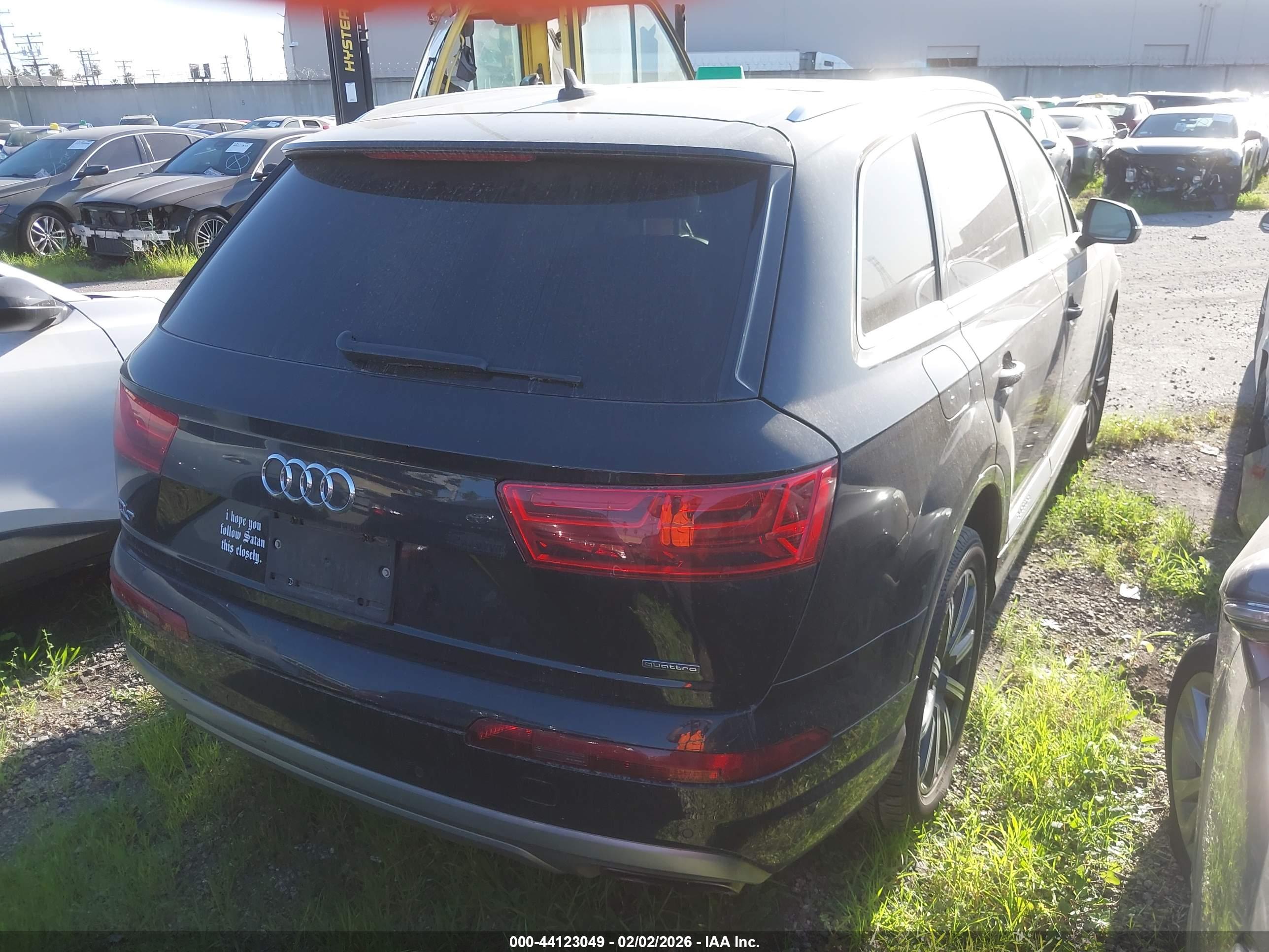 AUDI Q7 image 4