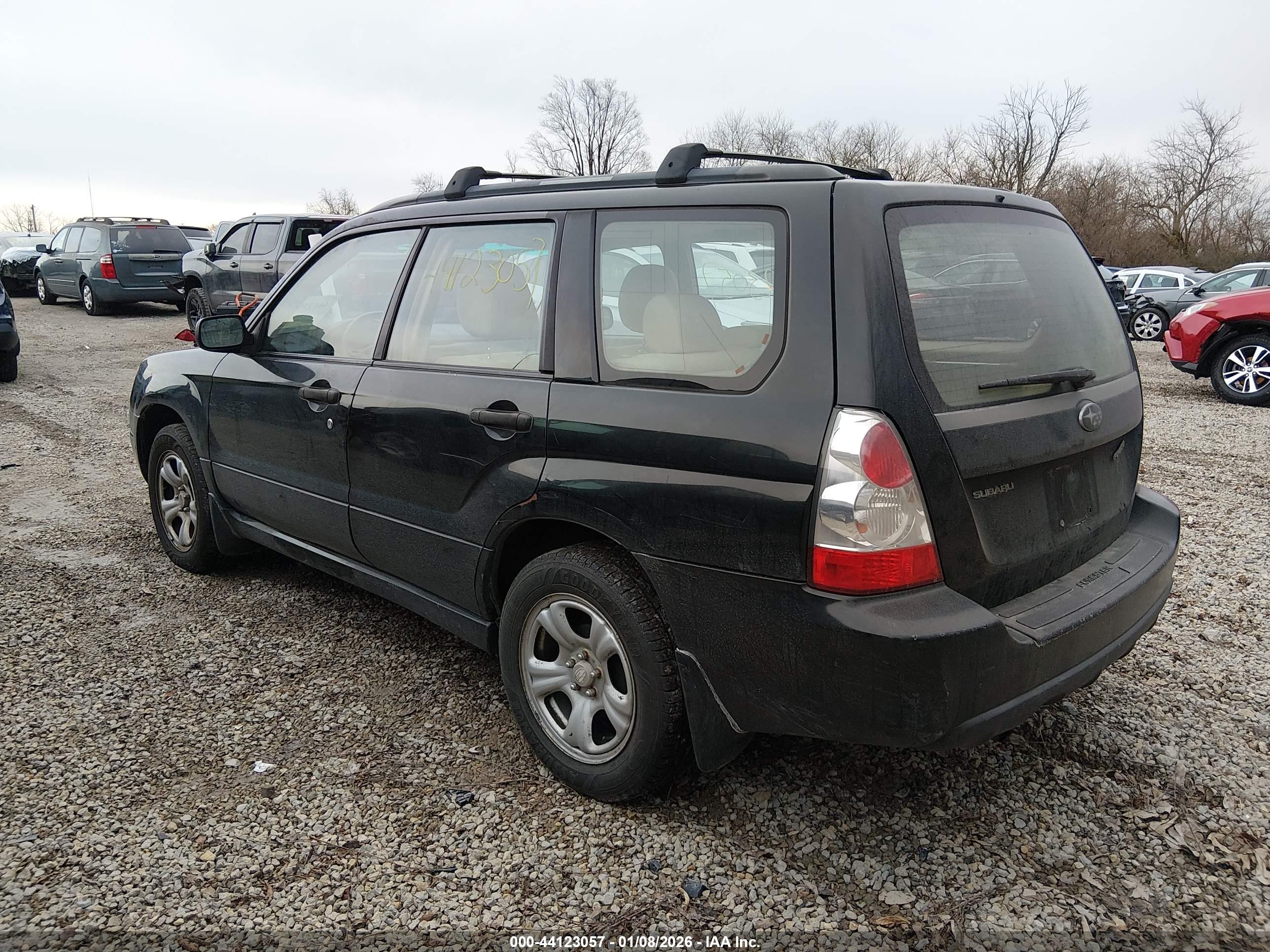 SUBARU FORESTER image 3