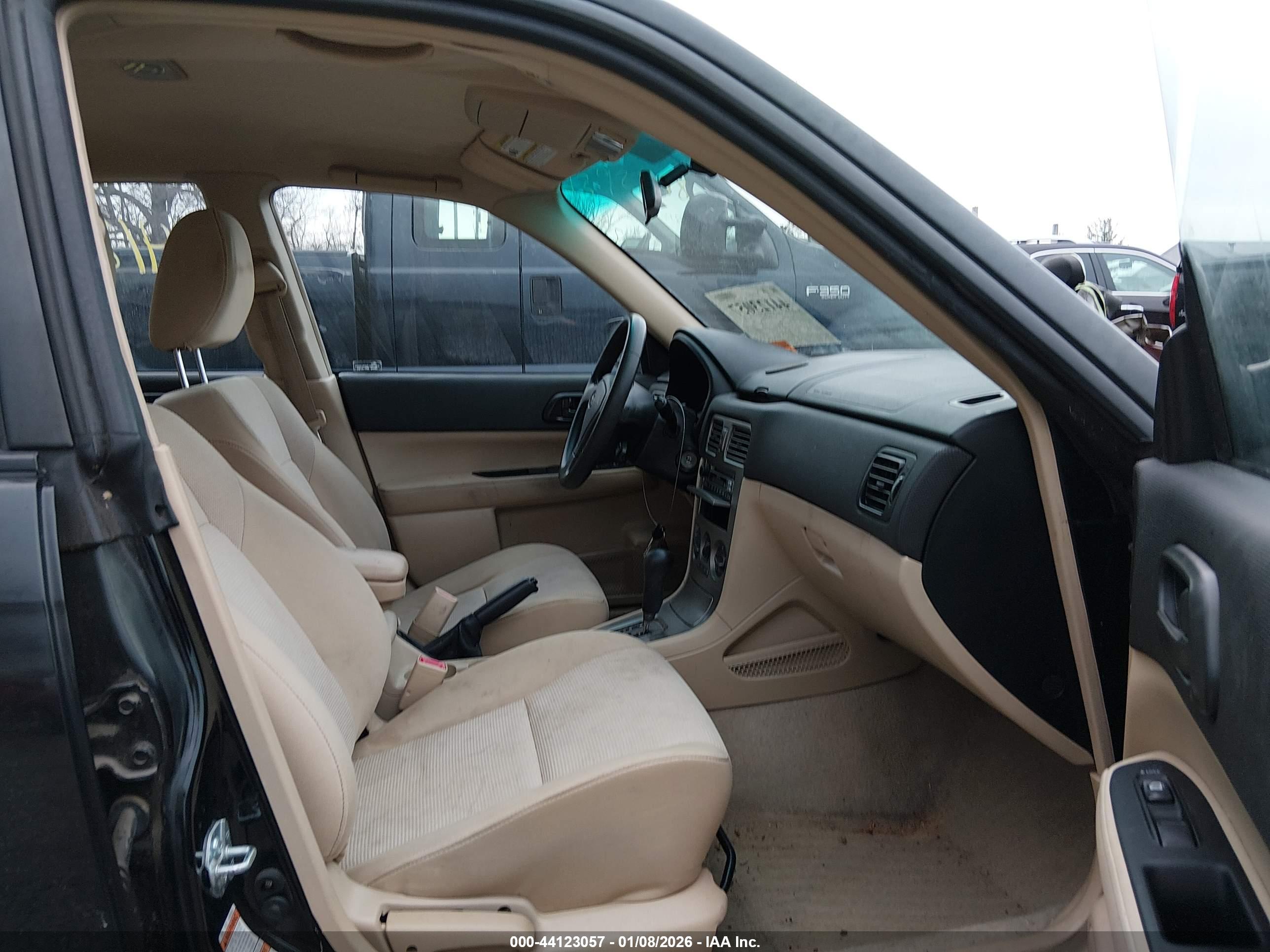 SUBARU FORESTER image 5