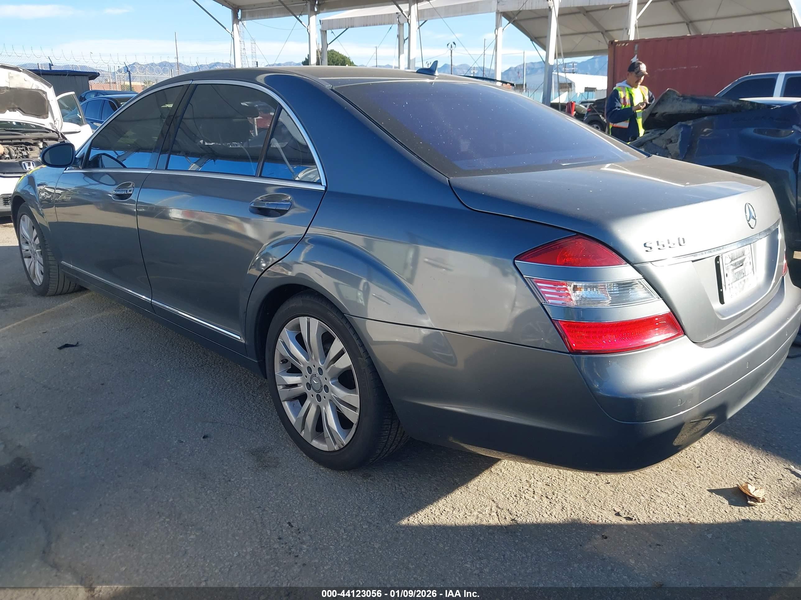 MERCEDES-BENZ S image 3
