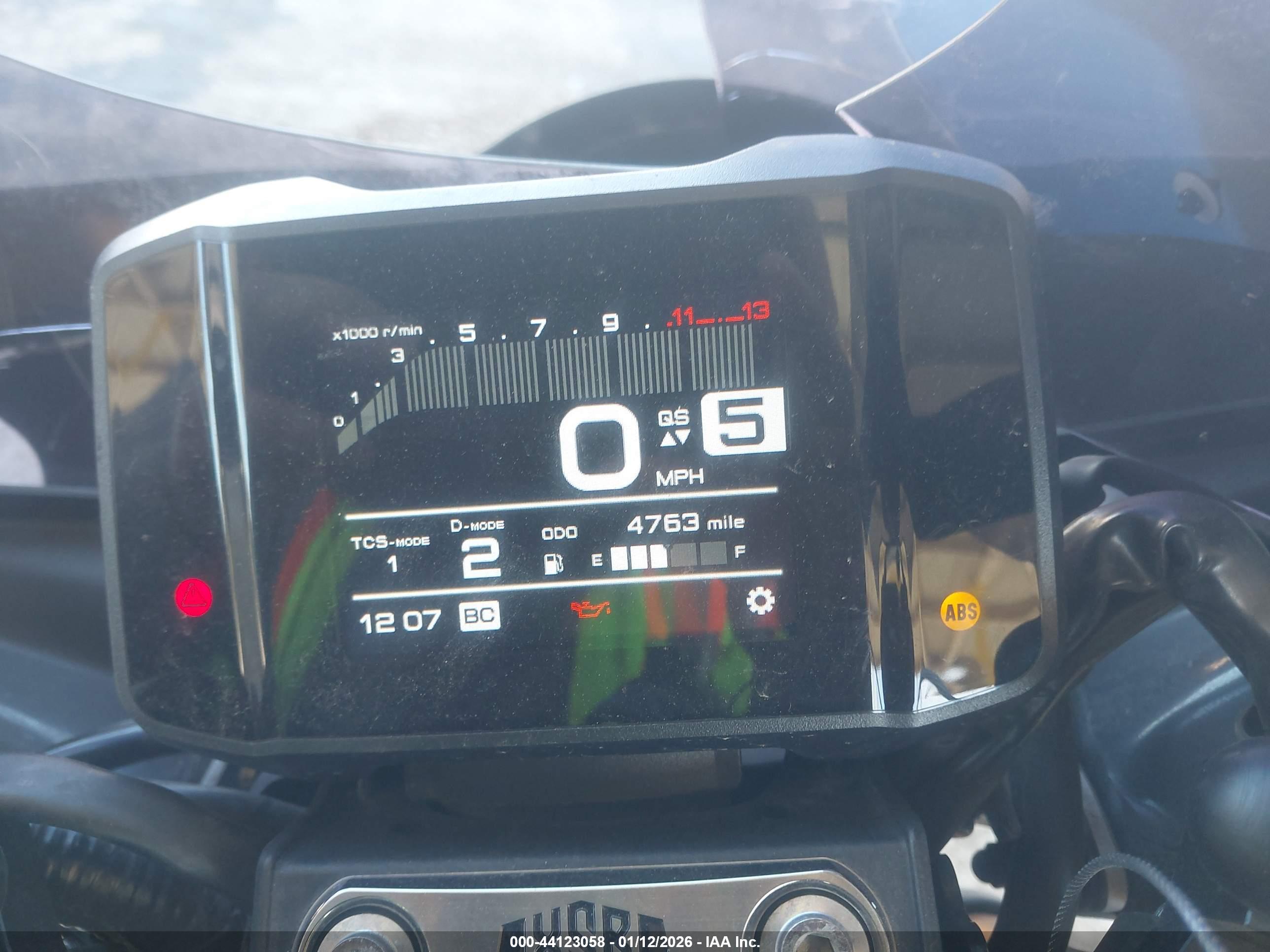 YAMAHA MTM890 image 7