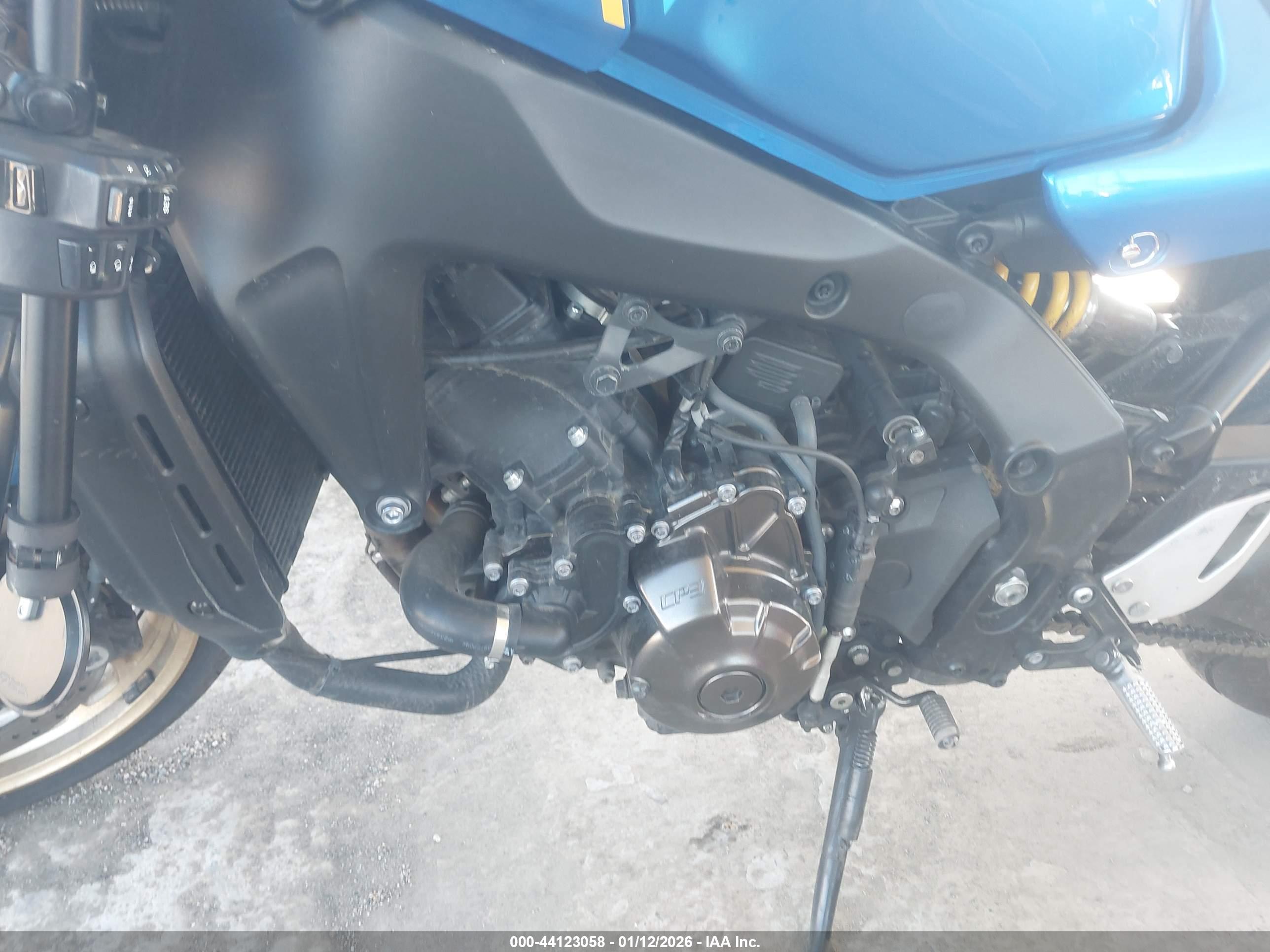 YAMAHA MTM890 image 9