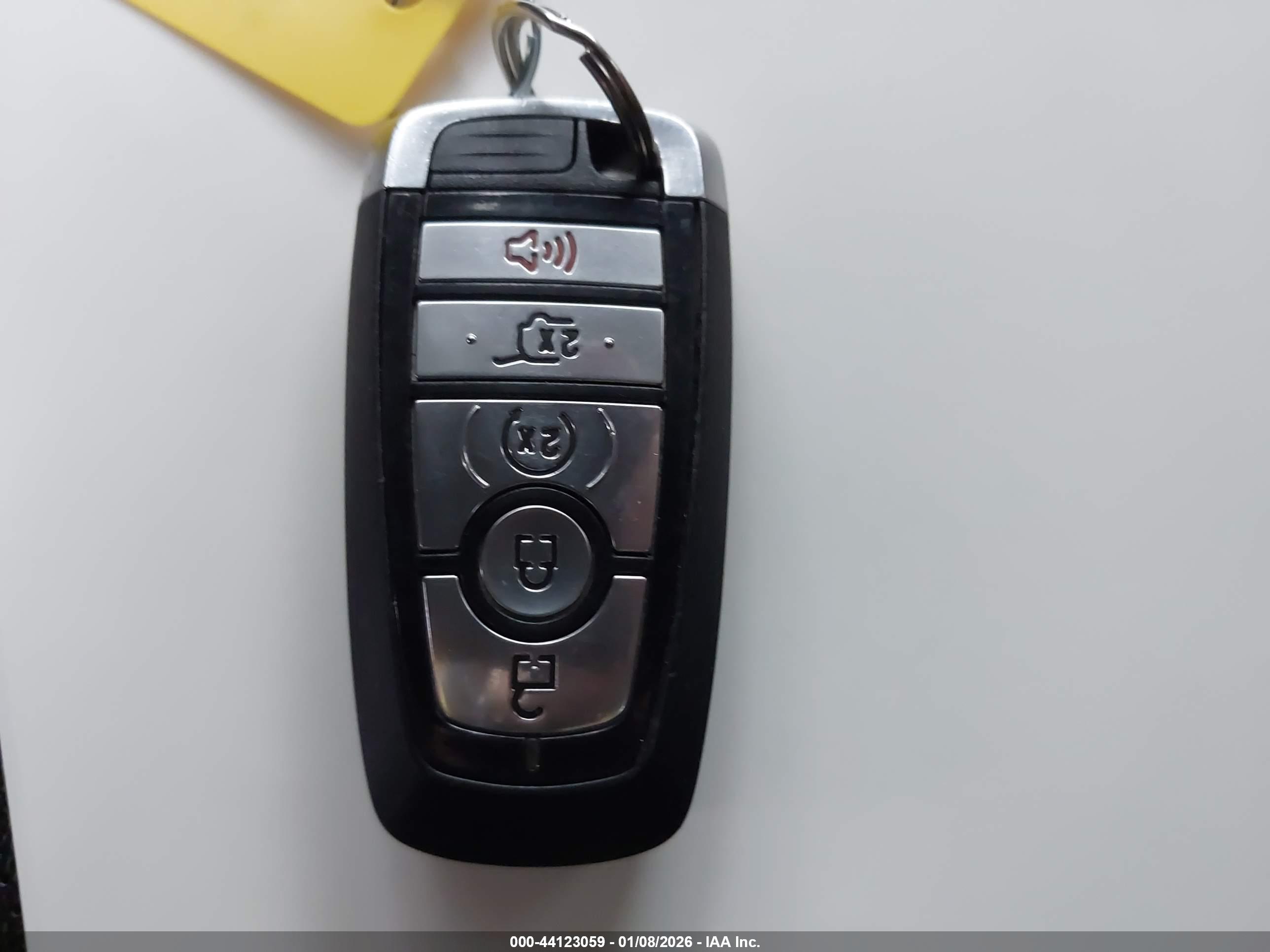 FORD ESCAPE image 11