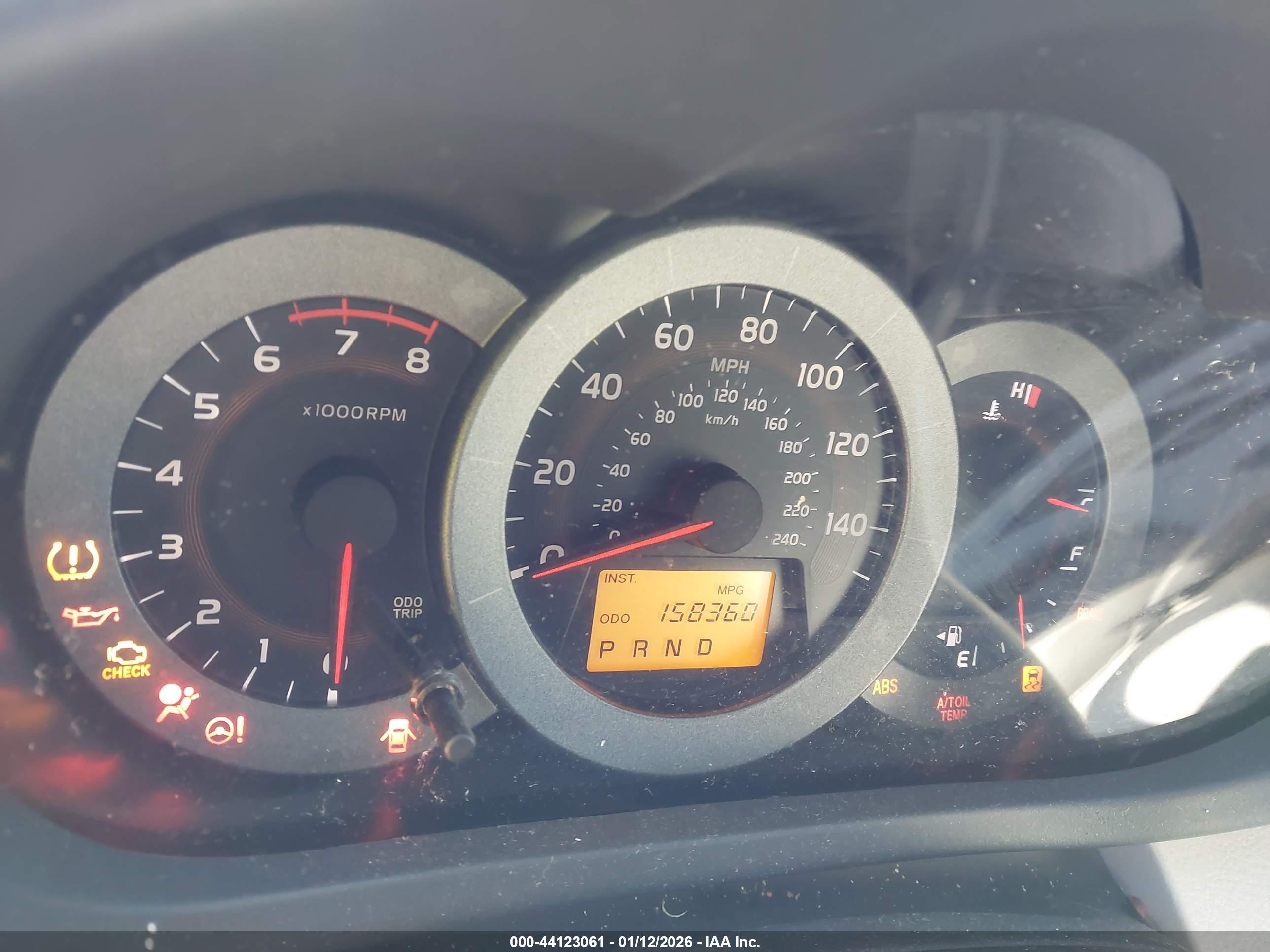 TOYOTA RAV4 image 7