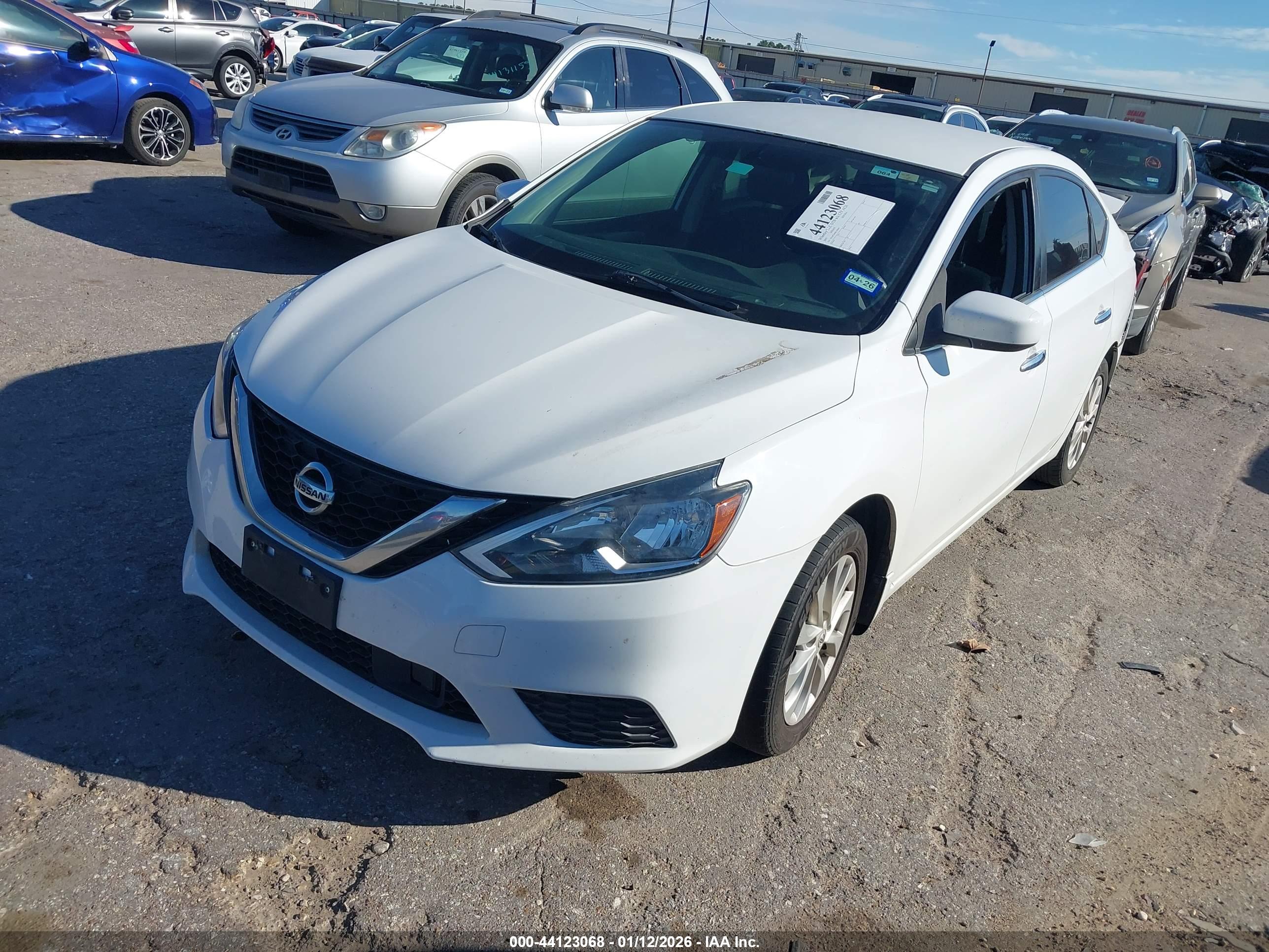 NISSAN SENTRA image 2