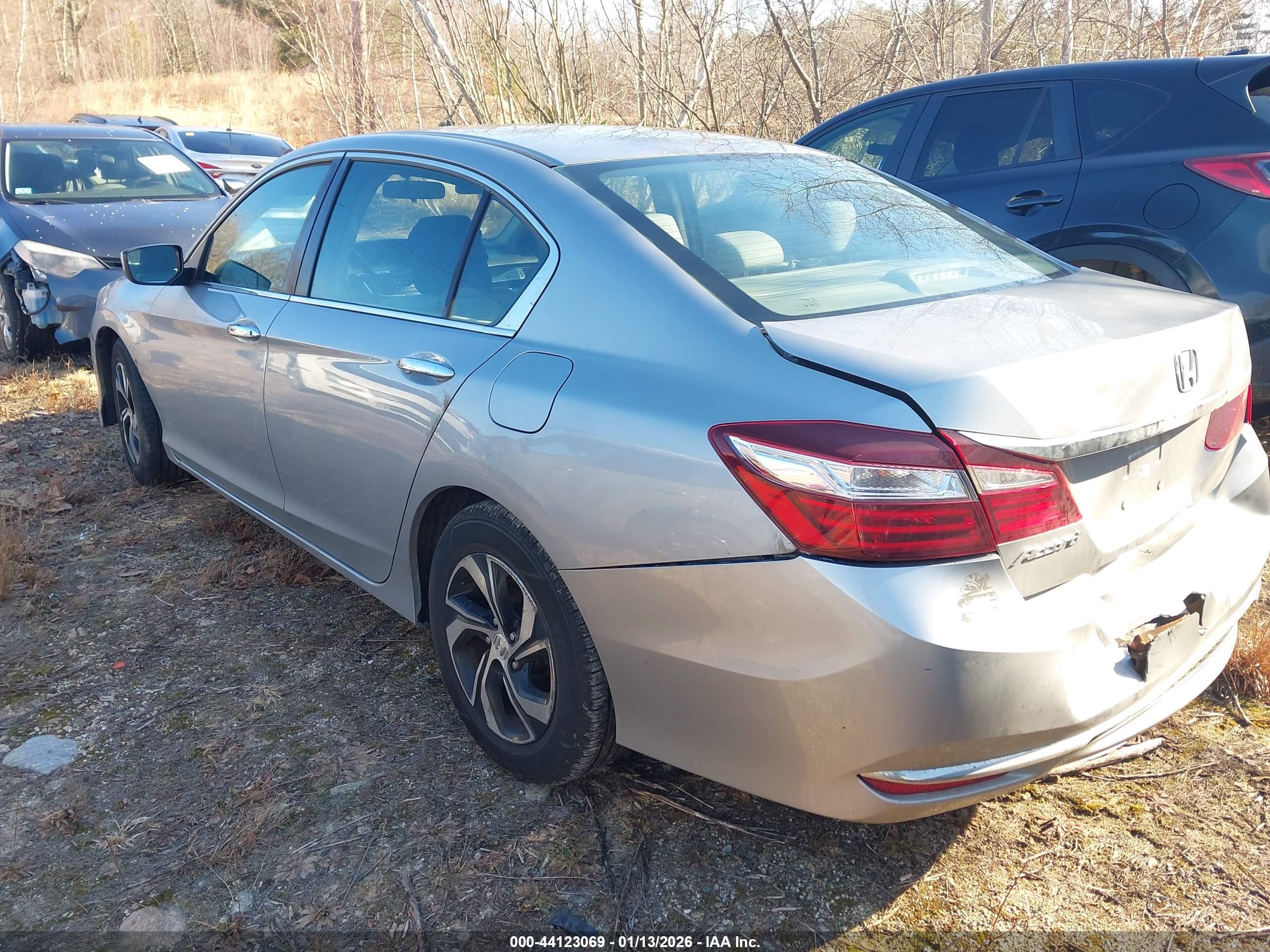 HONDA ACCORD image 3
