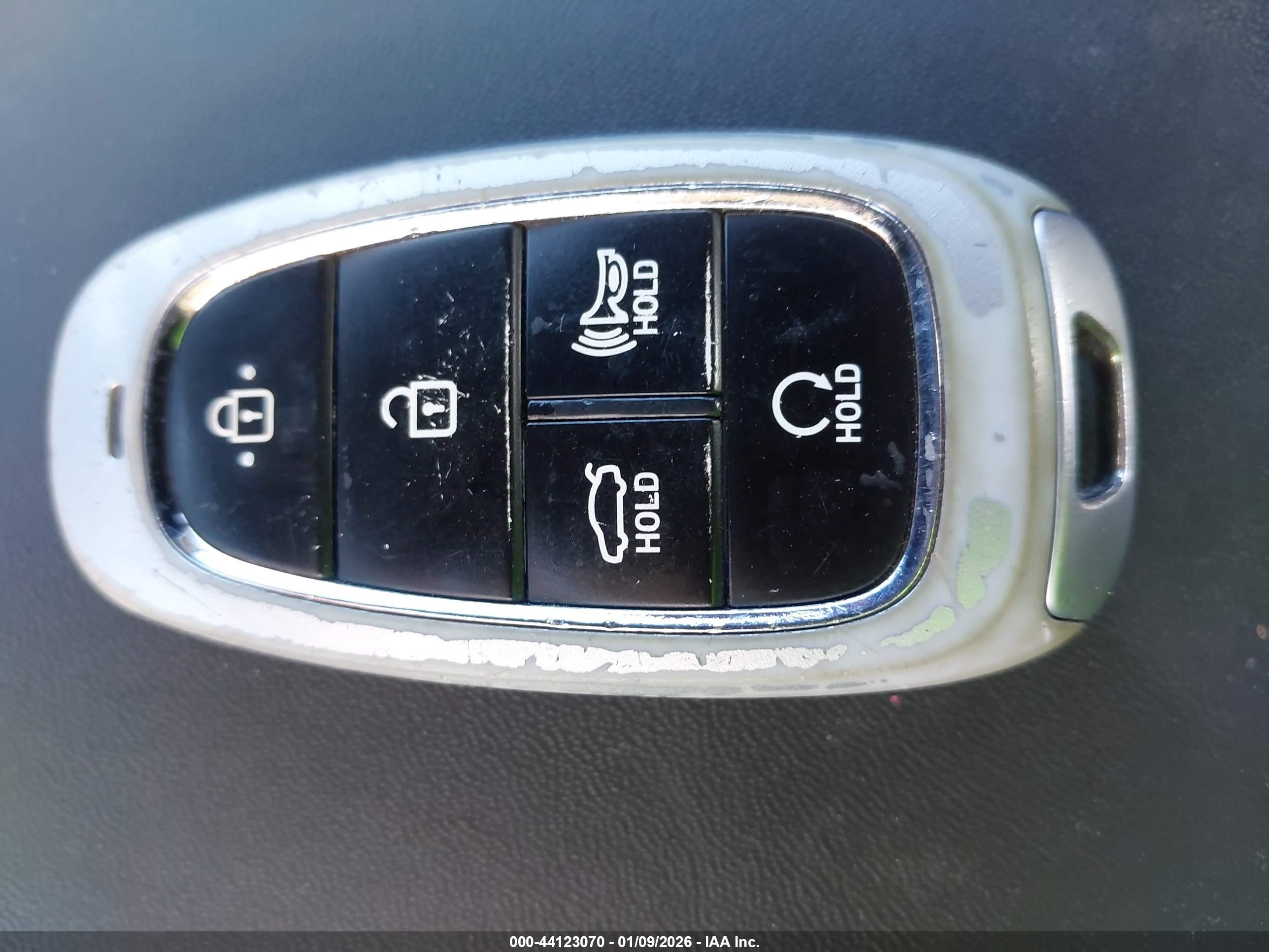 HYUNDAI SONATA image 11
