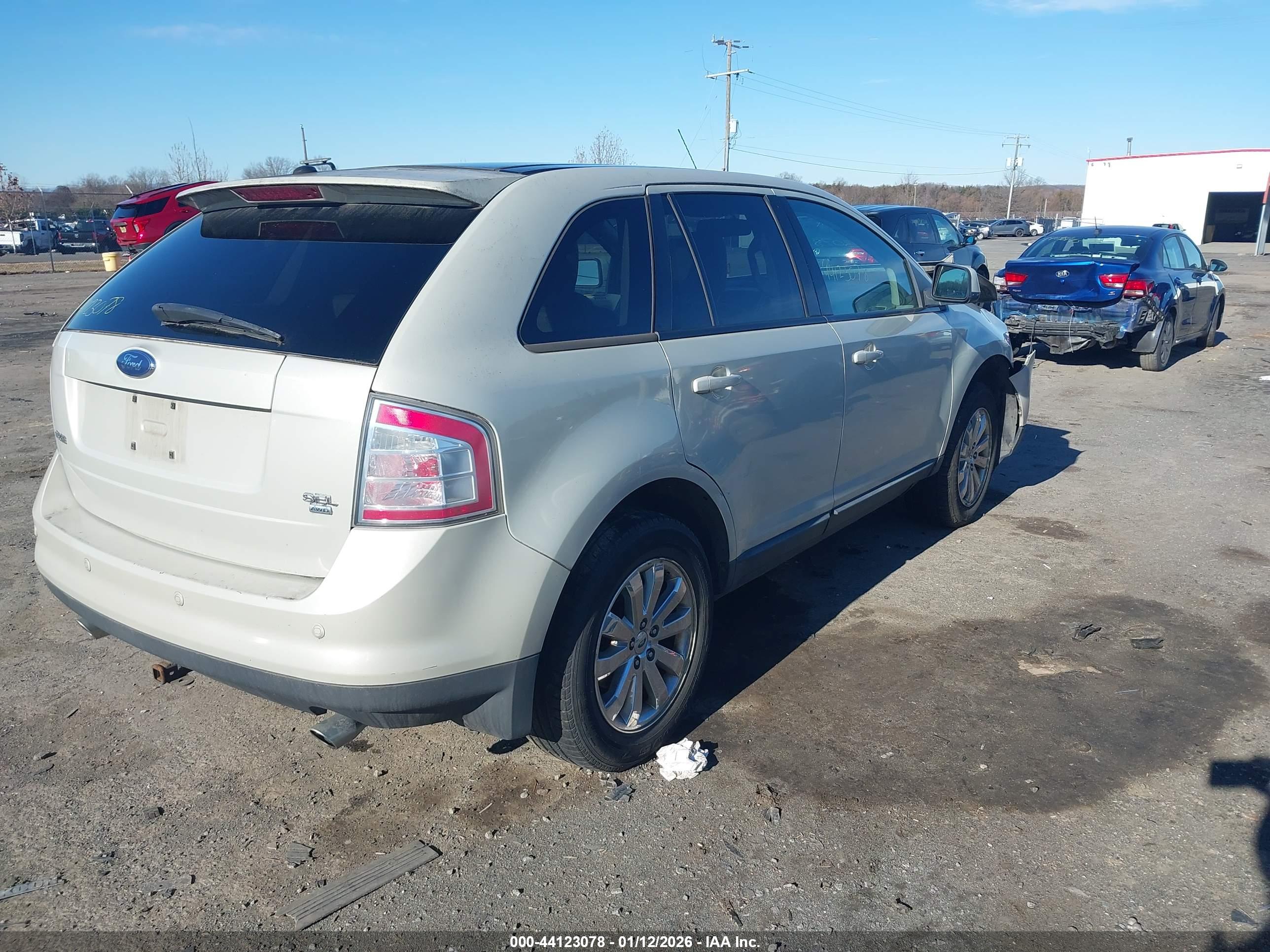 FORD EDGE image 4