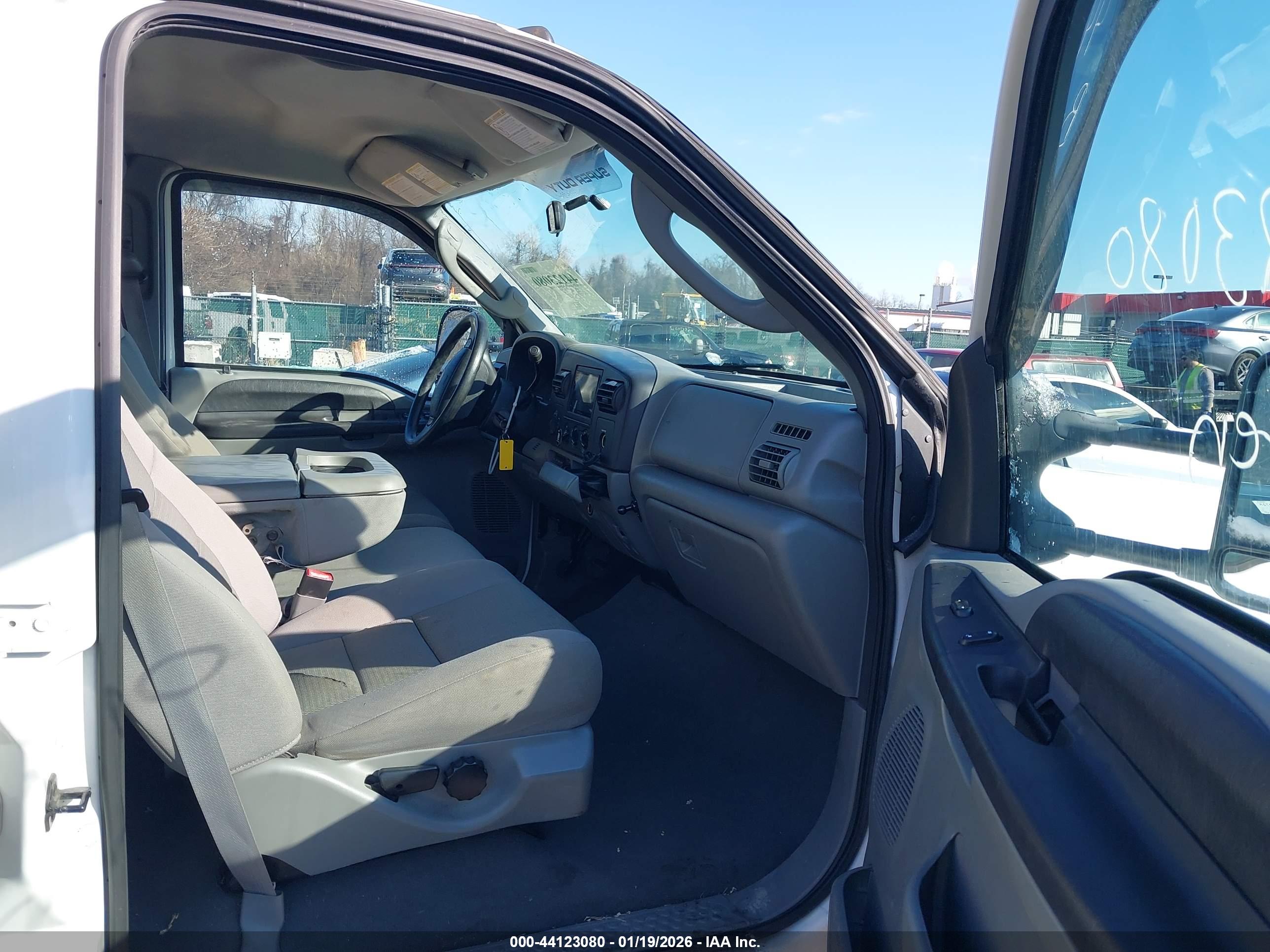 FORD F-350 image 5