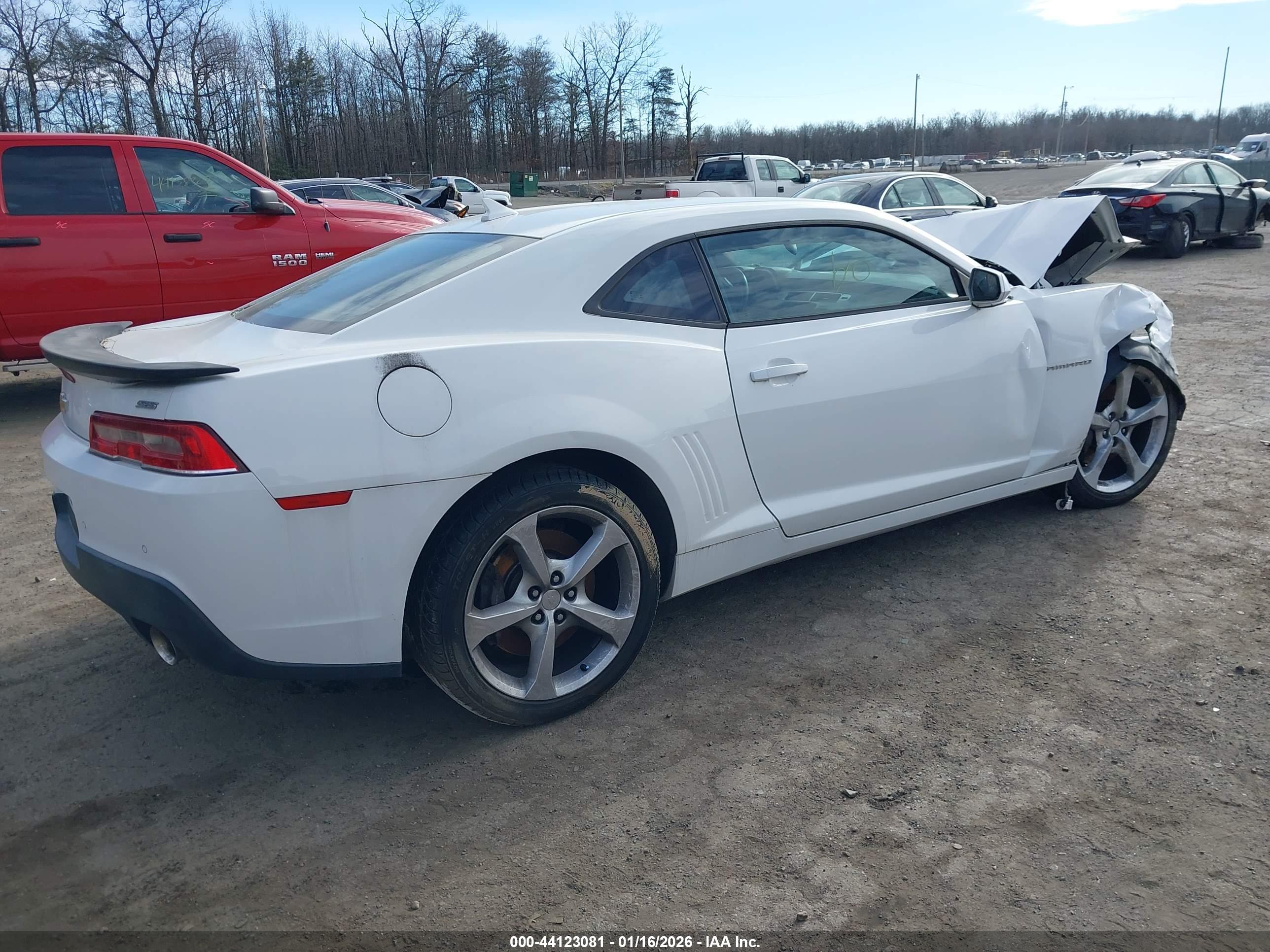 CHEVROLET CAMARO image 4