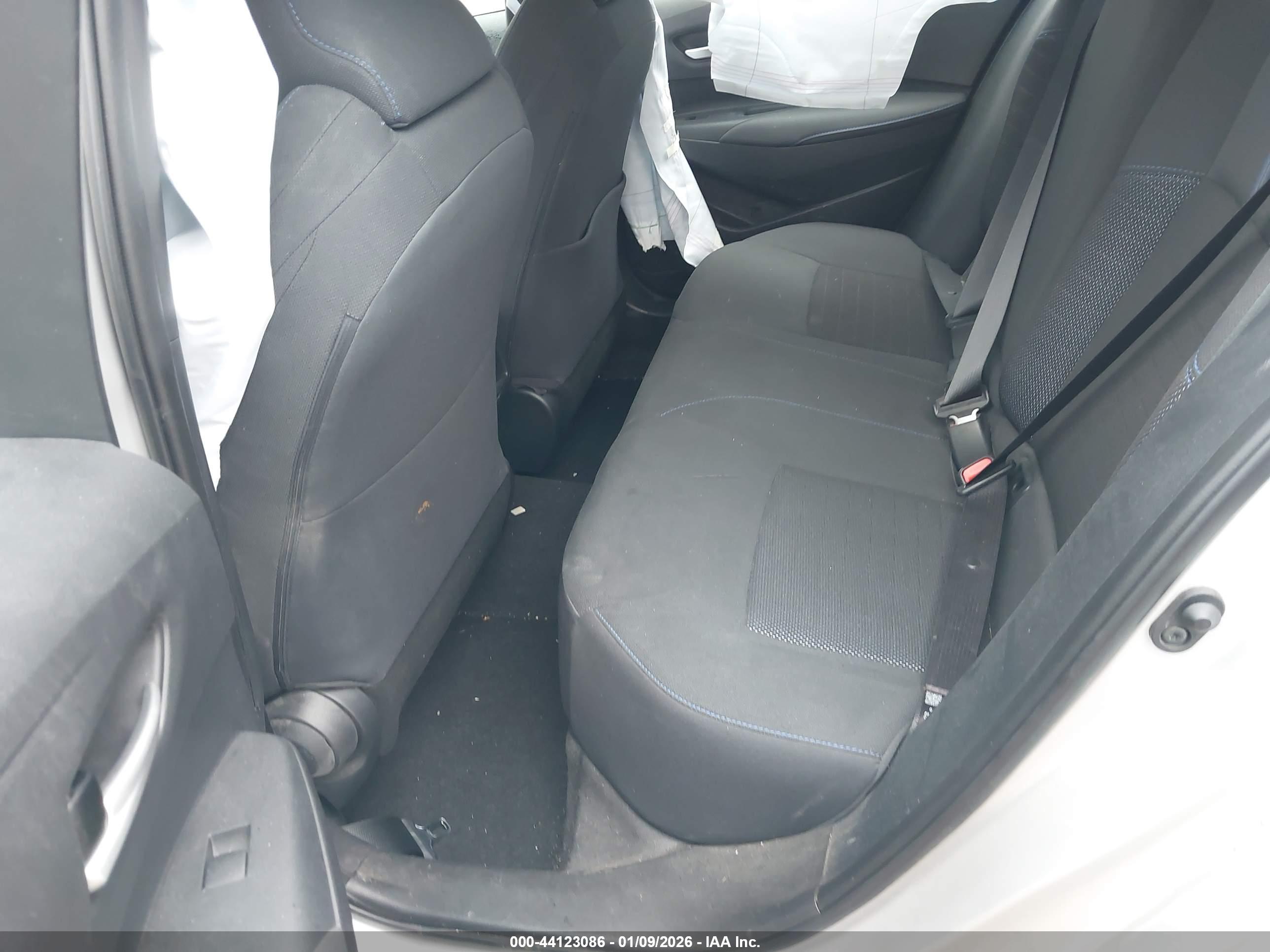 TOYOTA COROLLA image 8