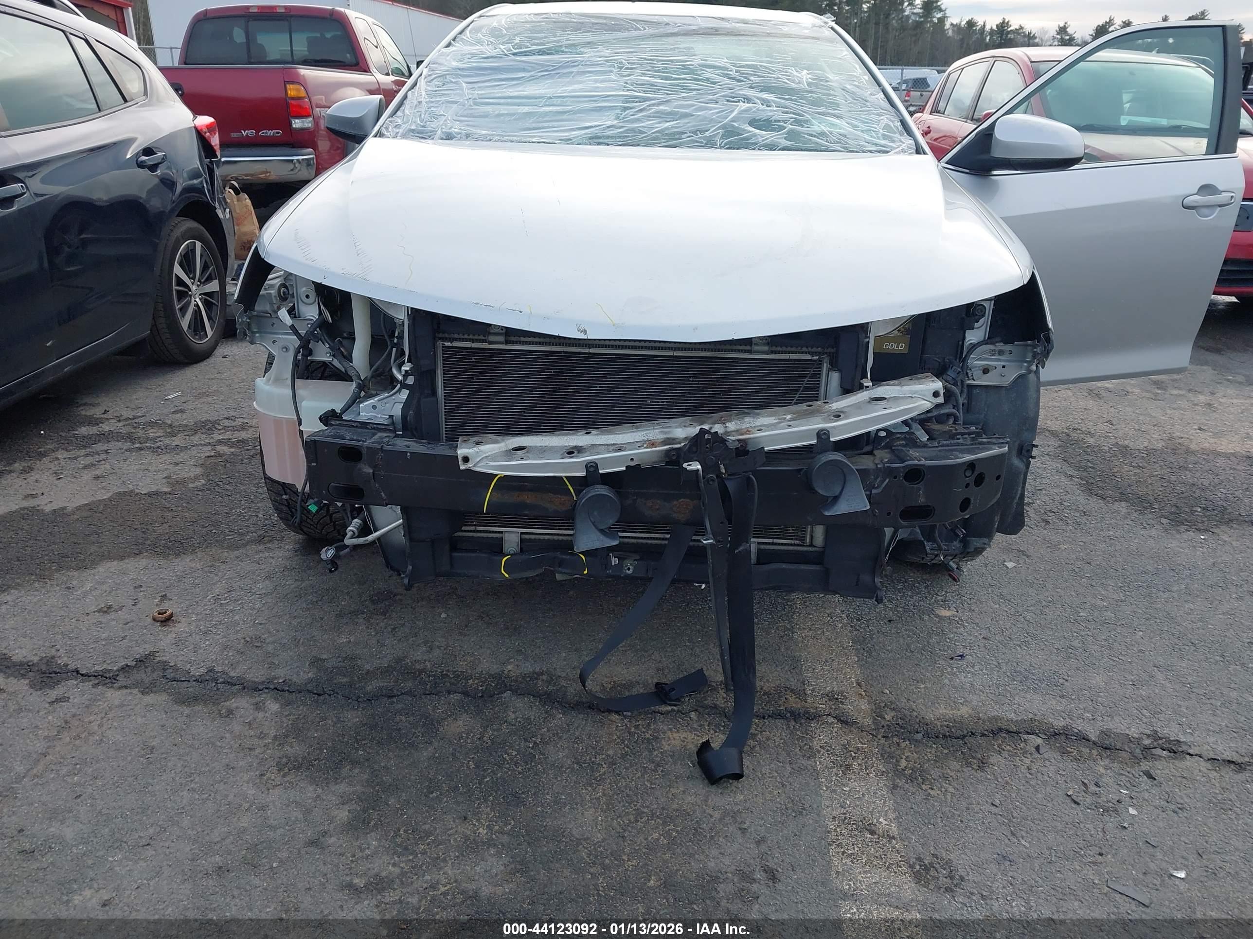 TOYOTA CAMRY image 6