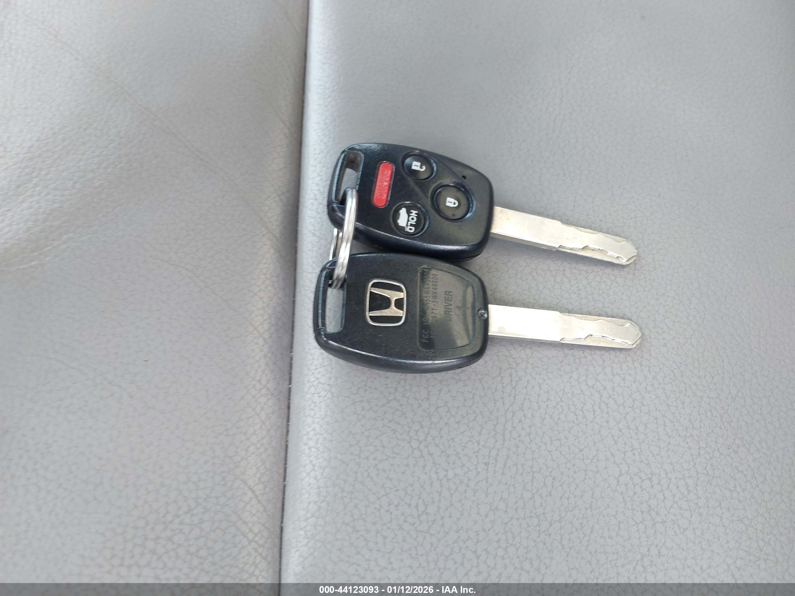 HONDA PILOT image 11