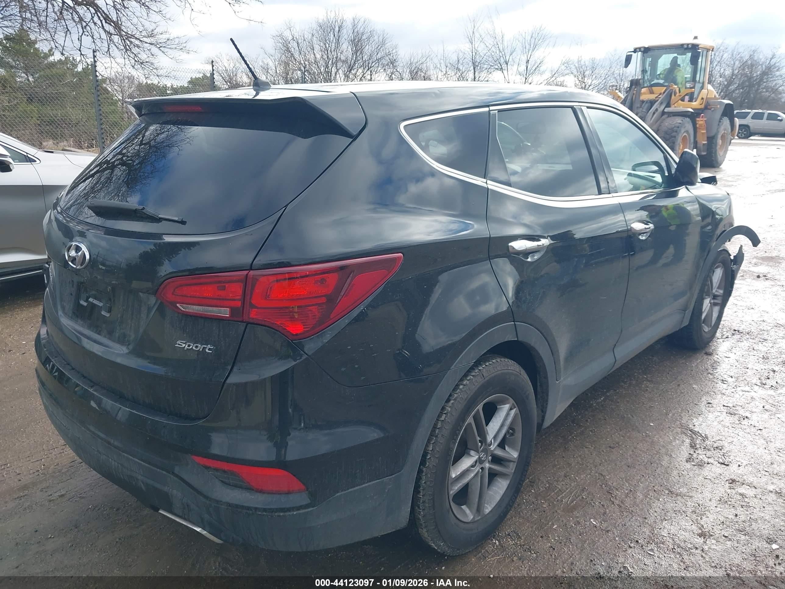 HYUNDAI SANTA image 4