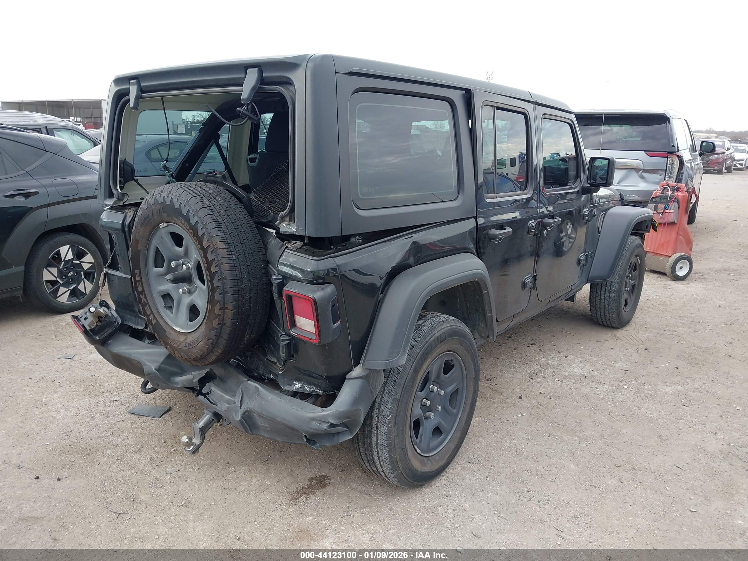 JEEP WRANGLER image 4