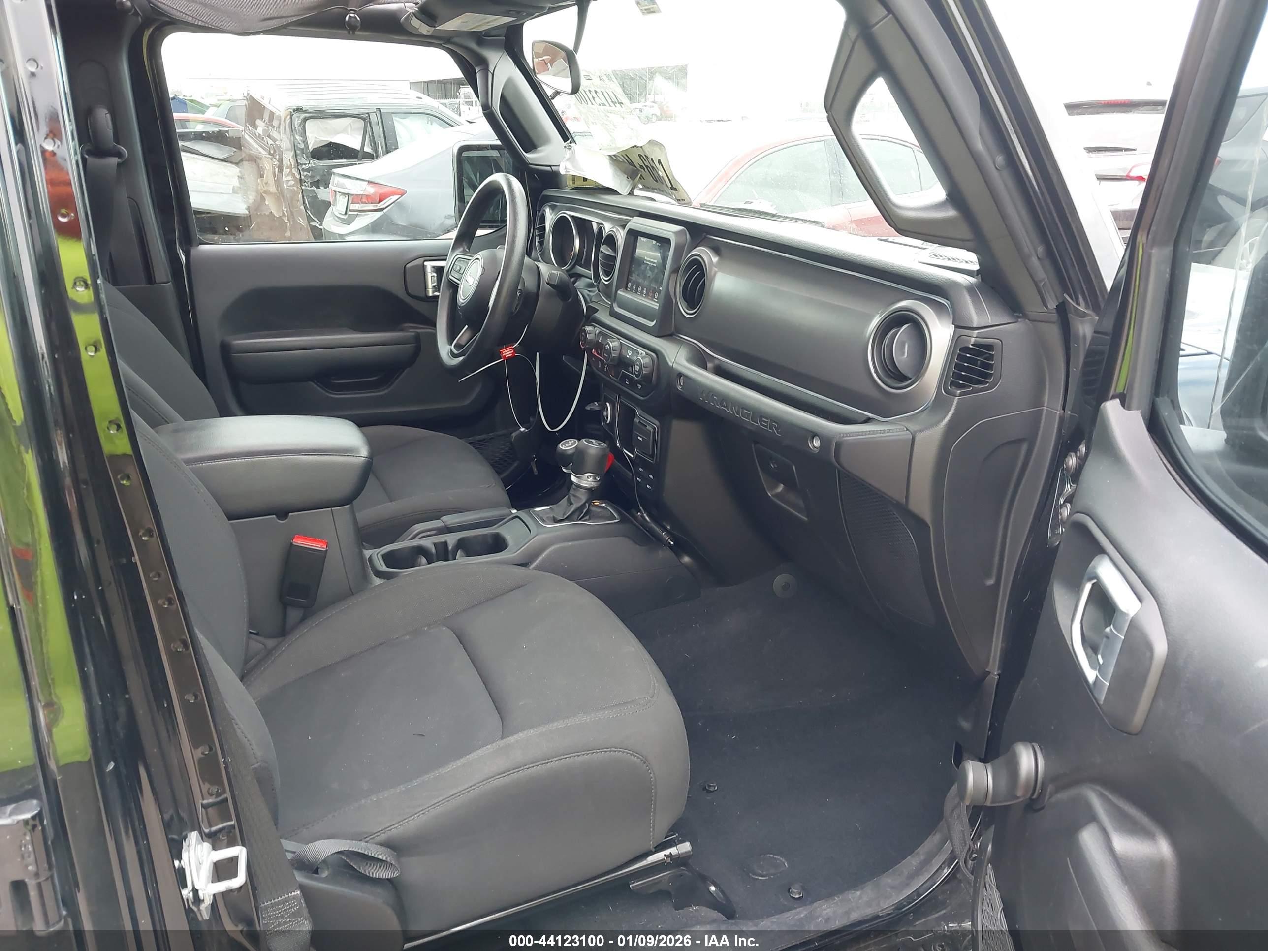 JEEP WRANGLER image 5