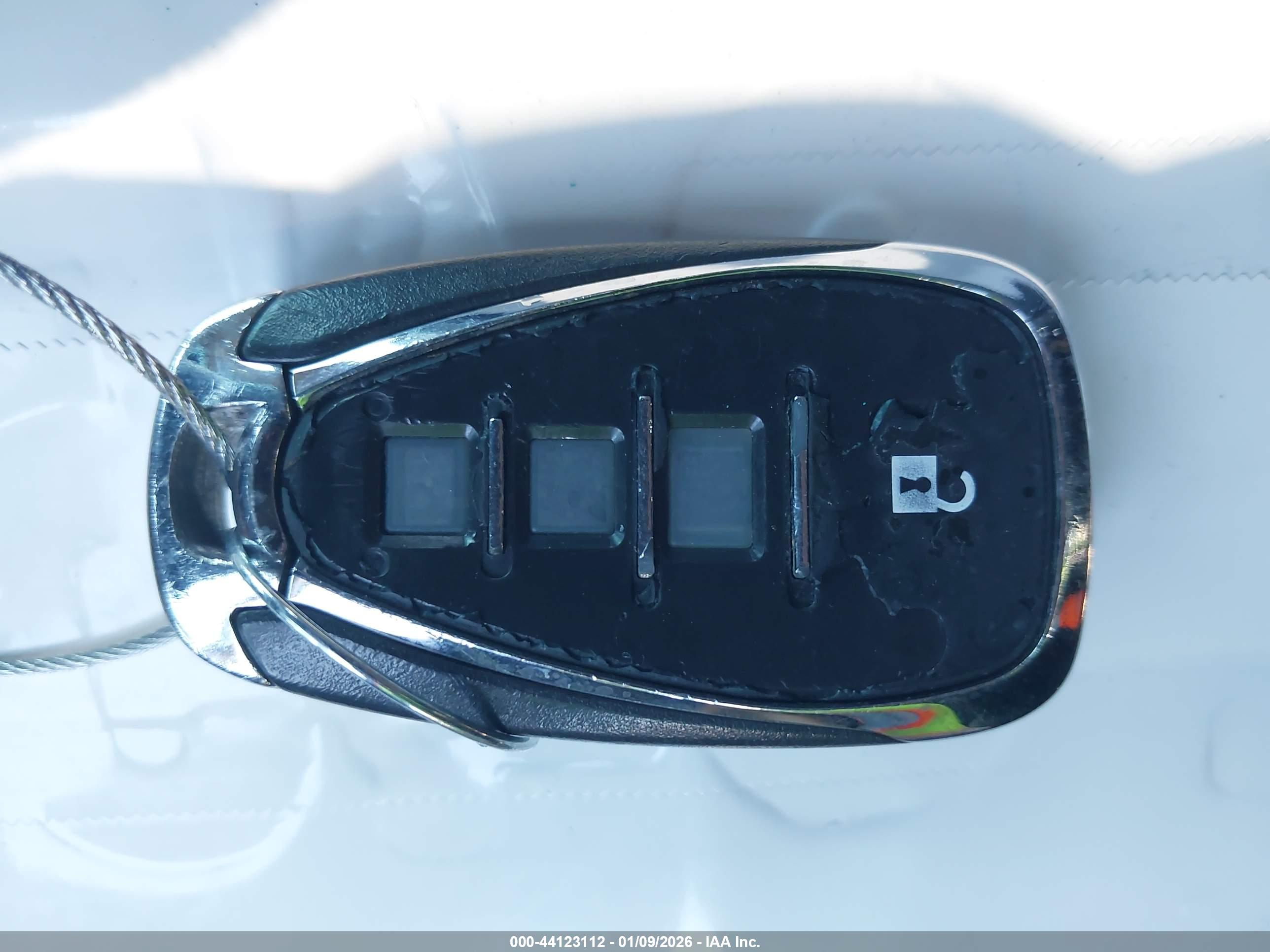 CHEVROLET TRAX image 11