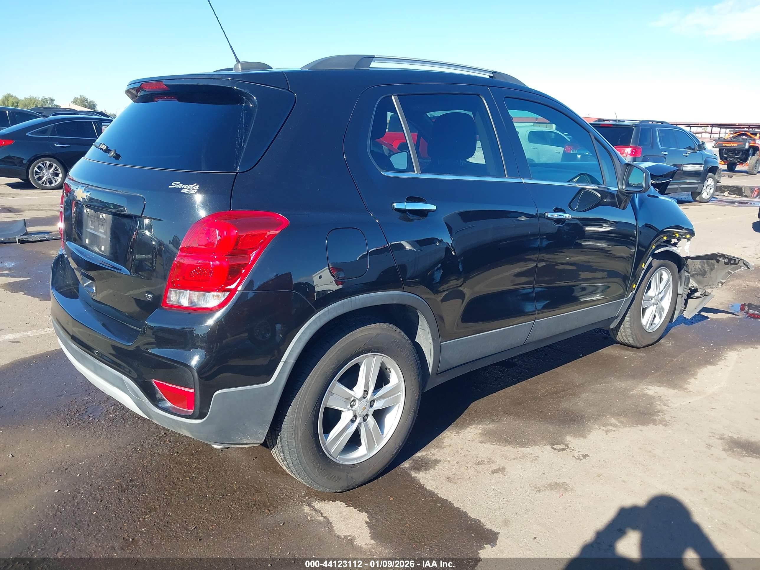 CHEVROLET TRAX image 4