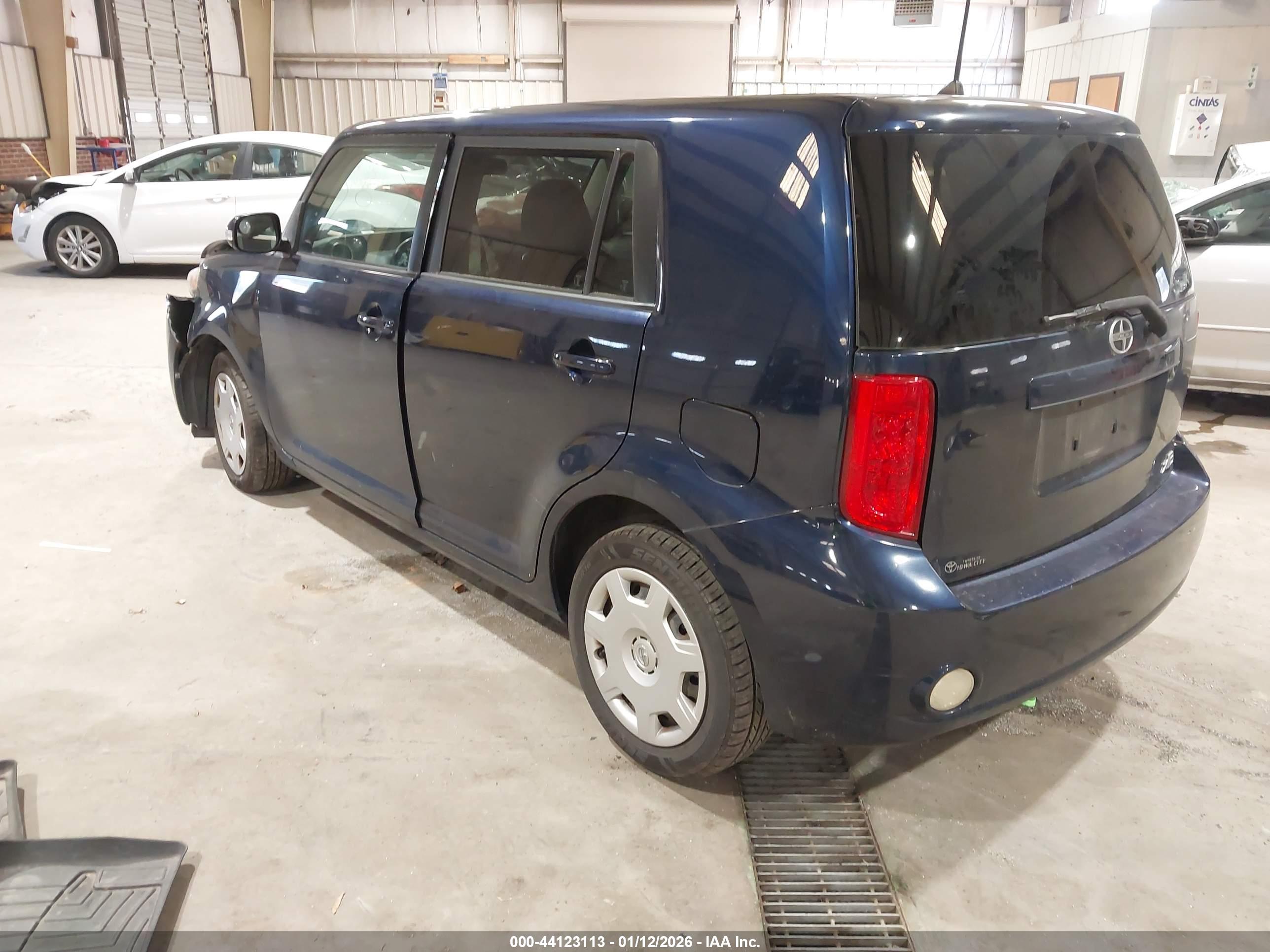 SCION XB image 3