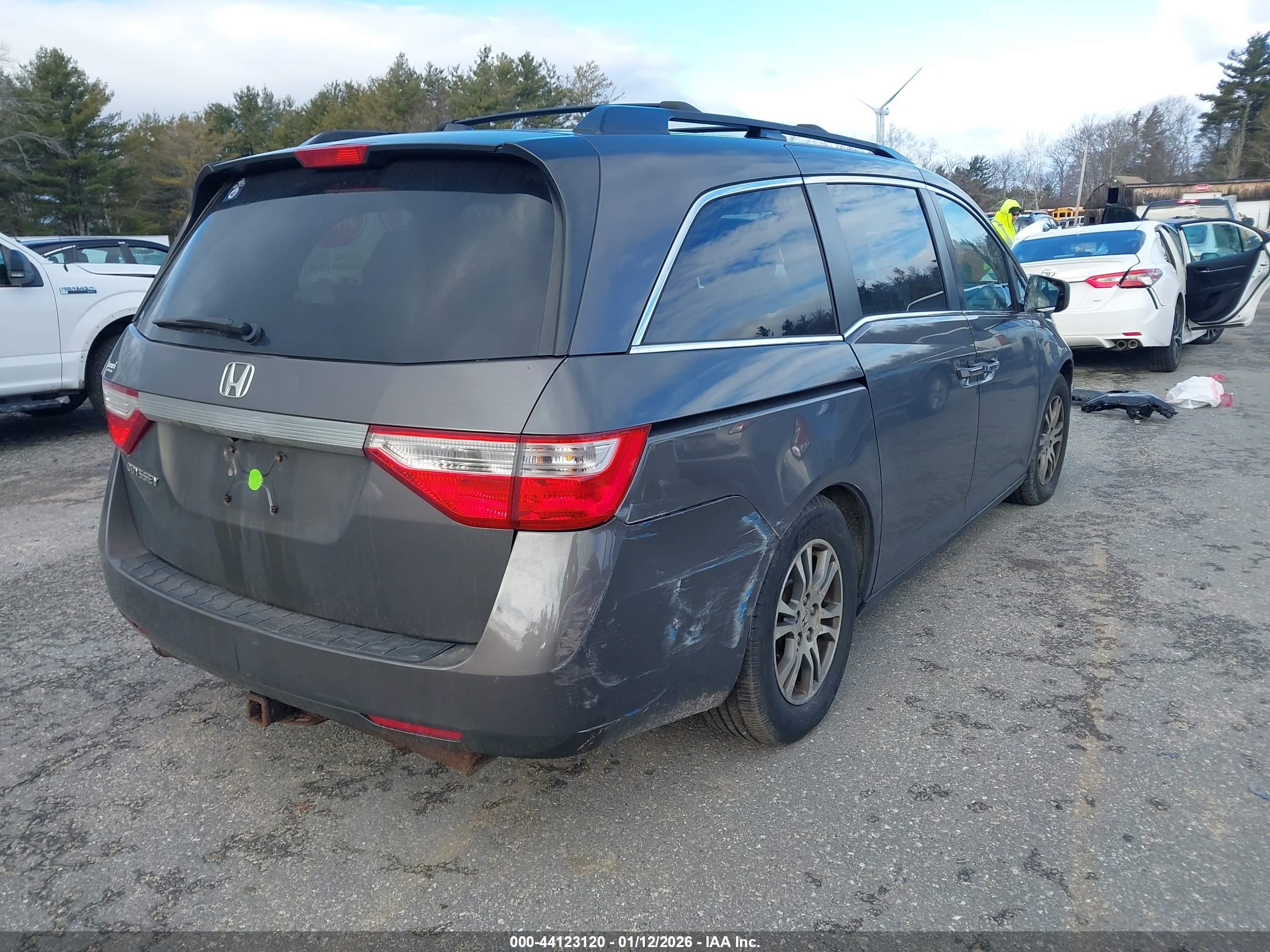 HONDA ODYSSEY image 4