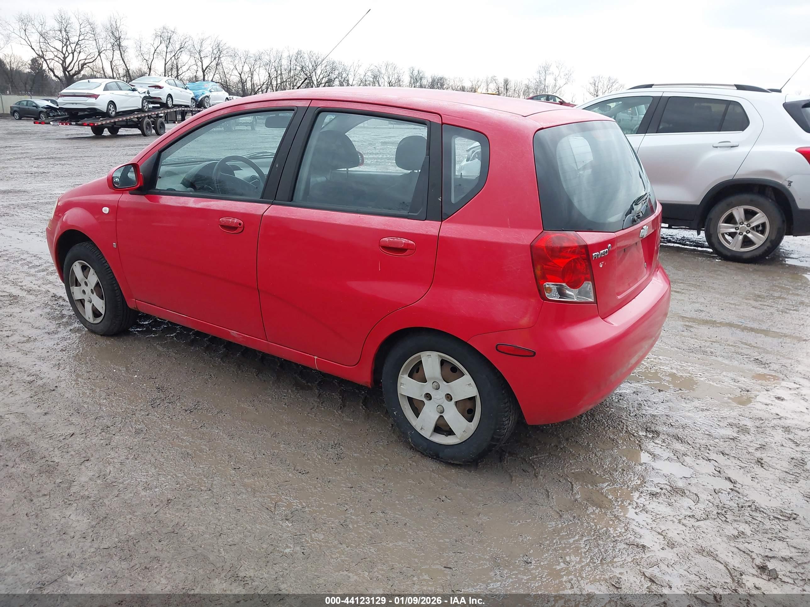 CHEVROLET AVEO image 3