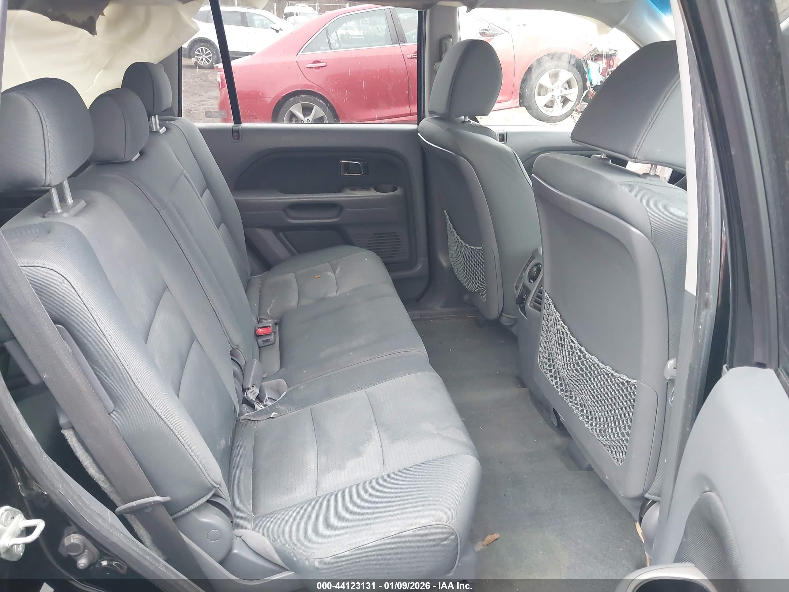 HONDA PILOT image 8