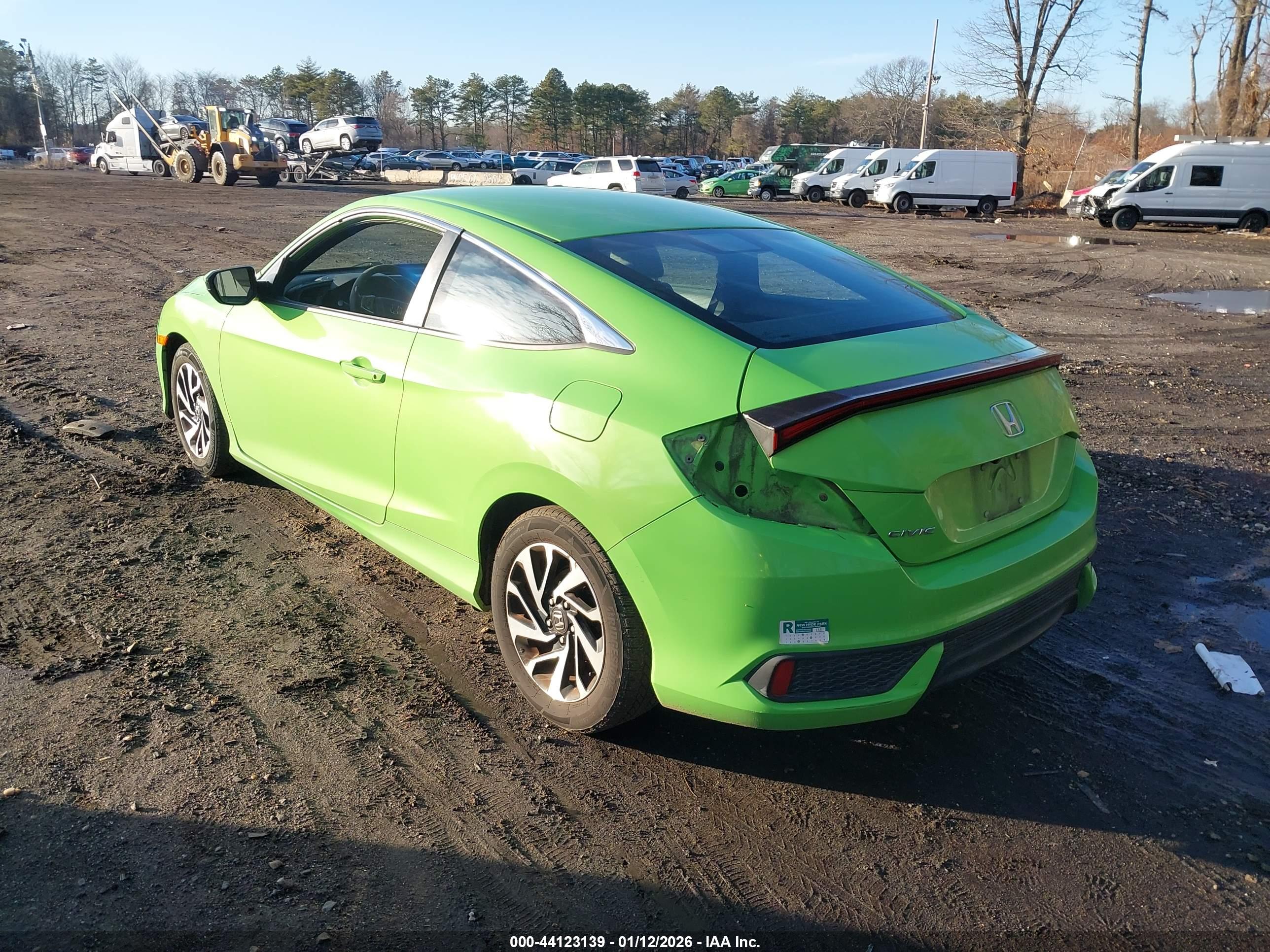 HONDA CIVIC image 3