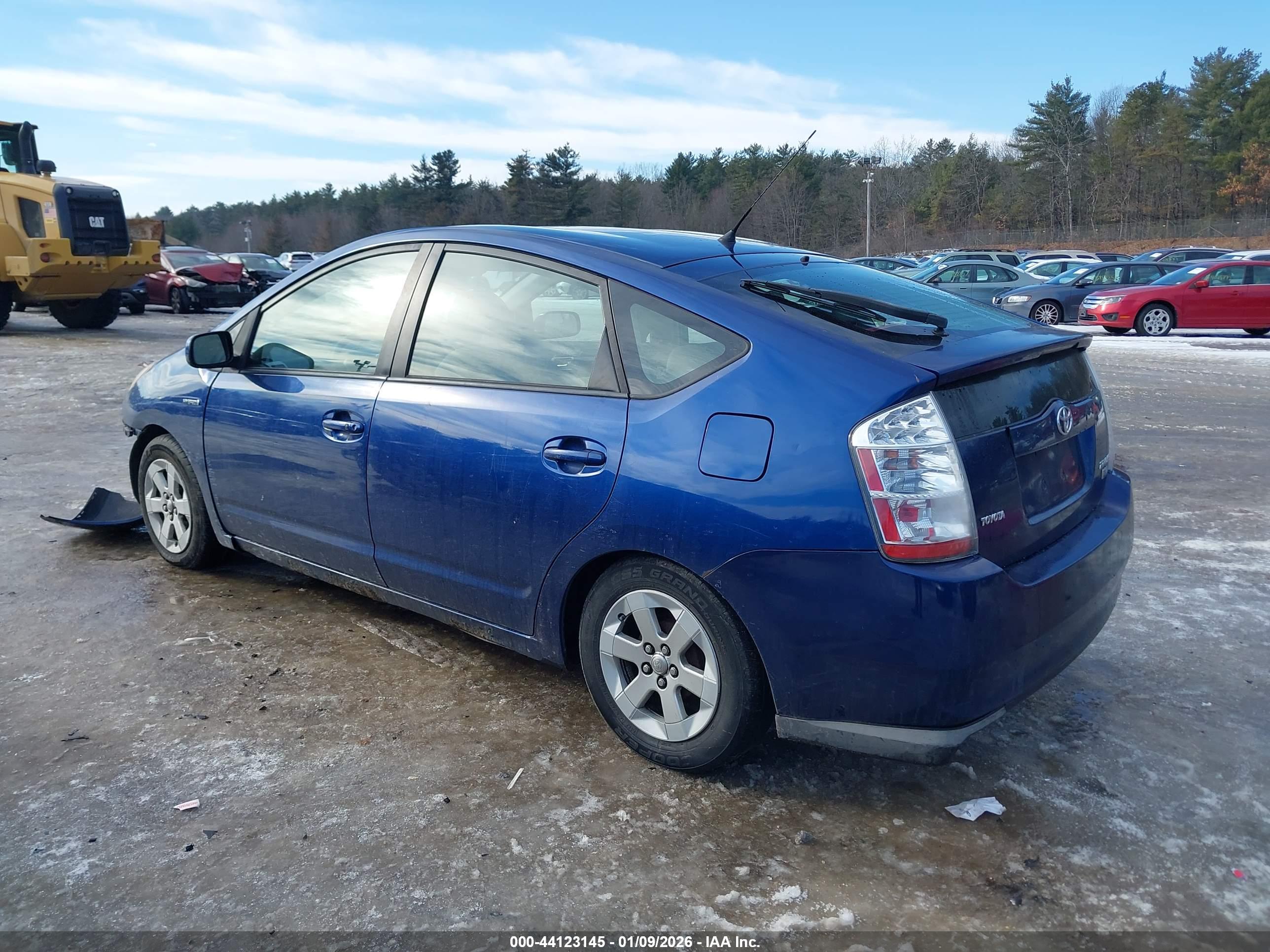 TOYOTA PRIUS image 3