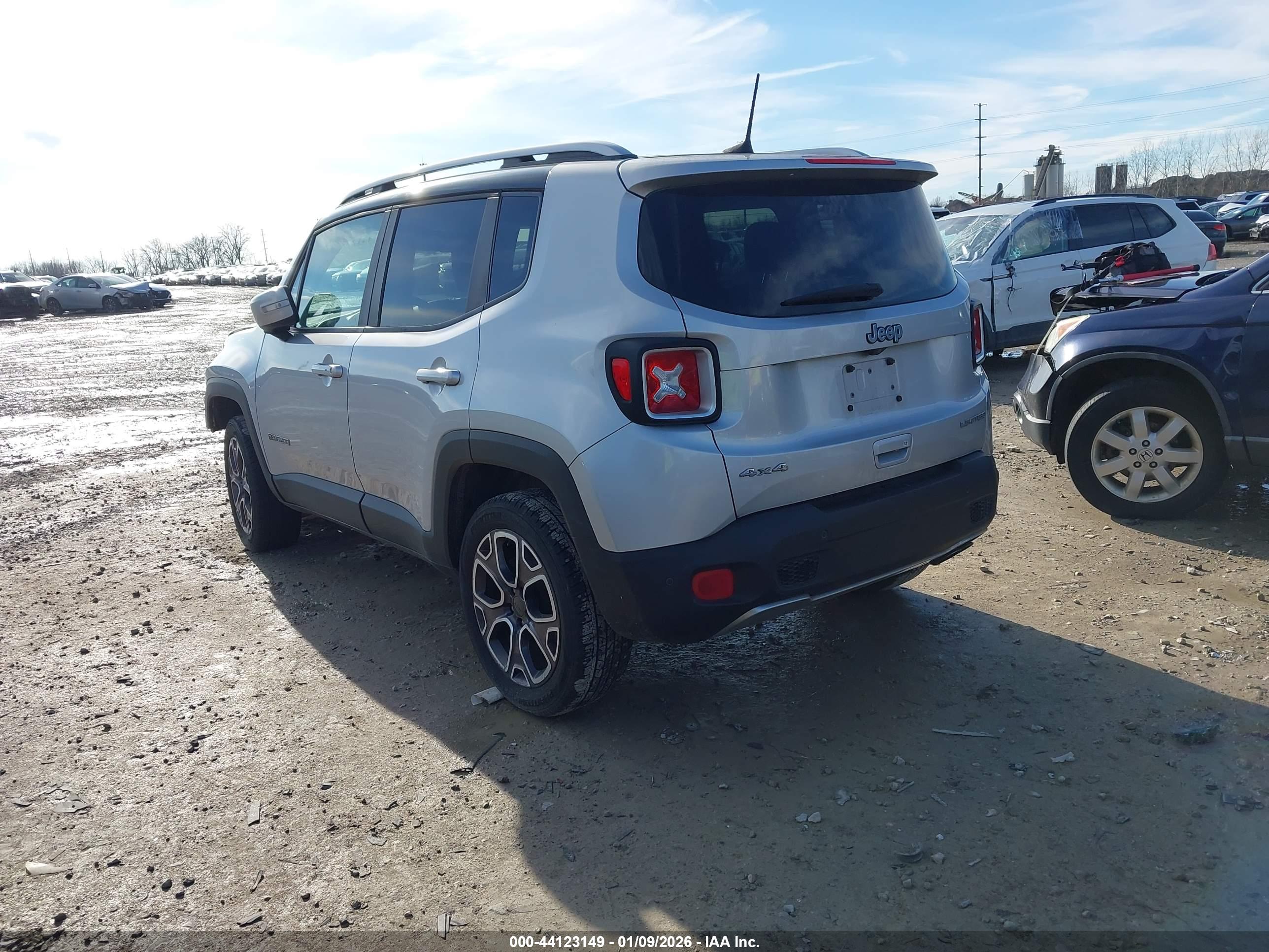 JEEP RENEGADE image 3
