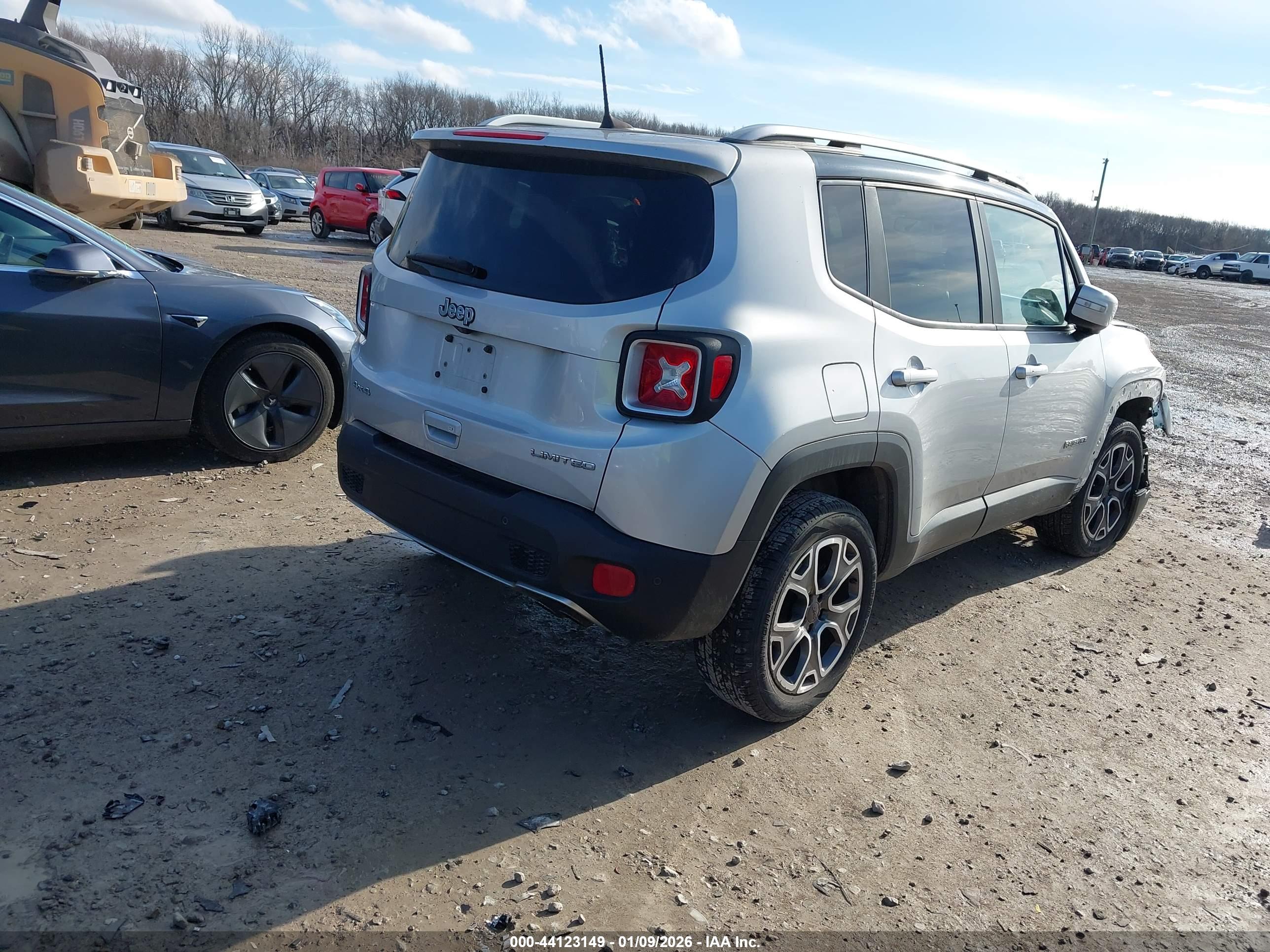 JEEP RENEGADE image 4