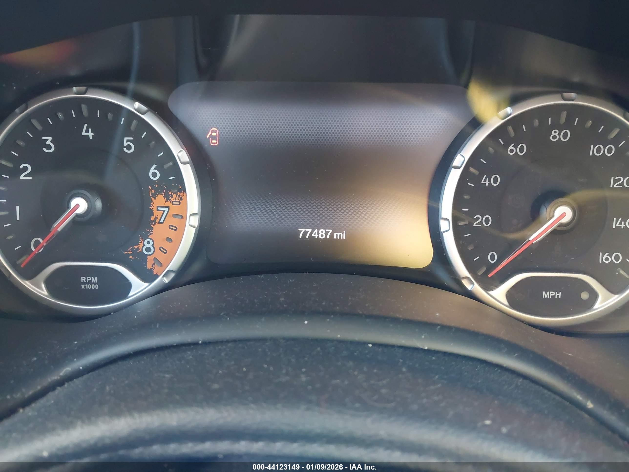 JEEP RENEGADE image 7