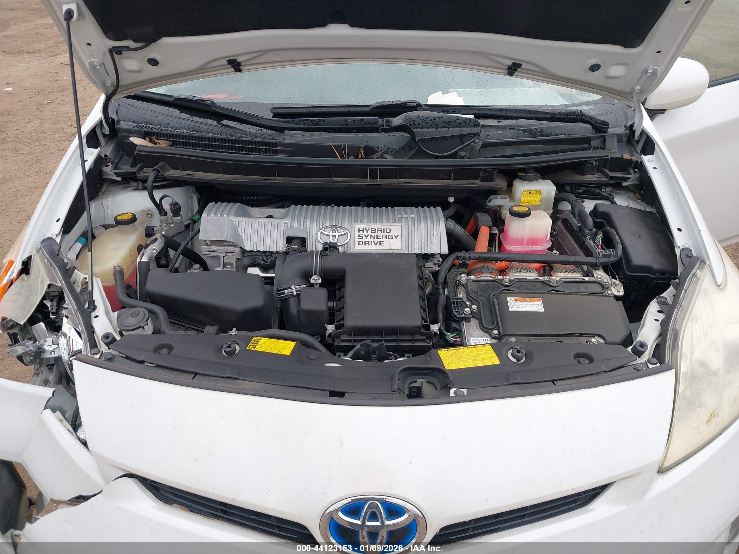 TOYOTA PRIUS image 10