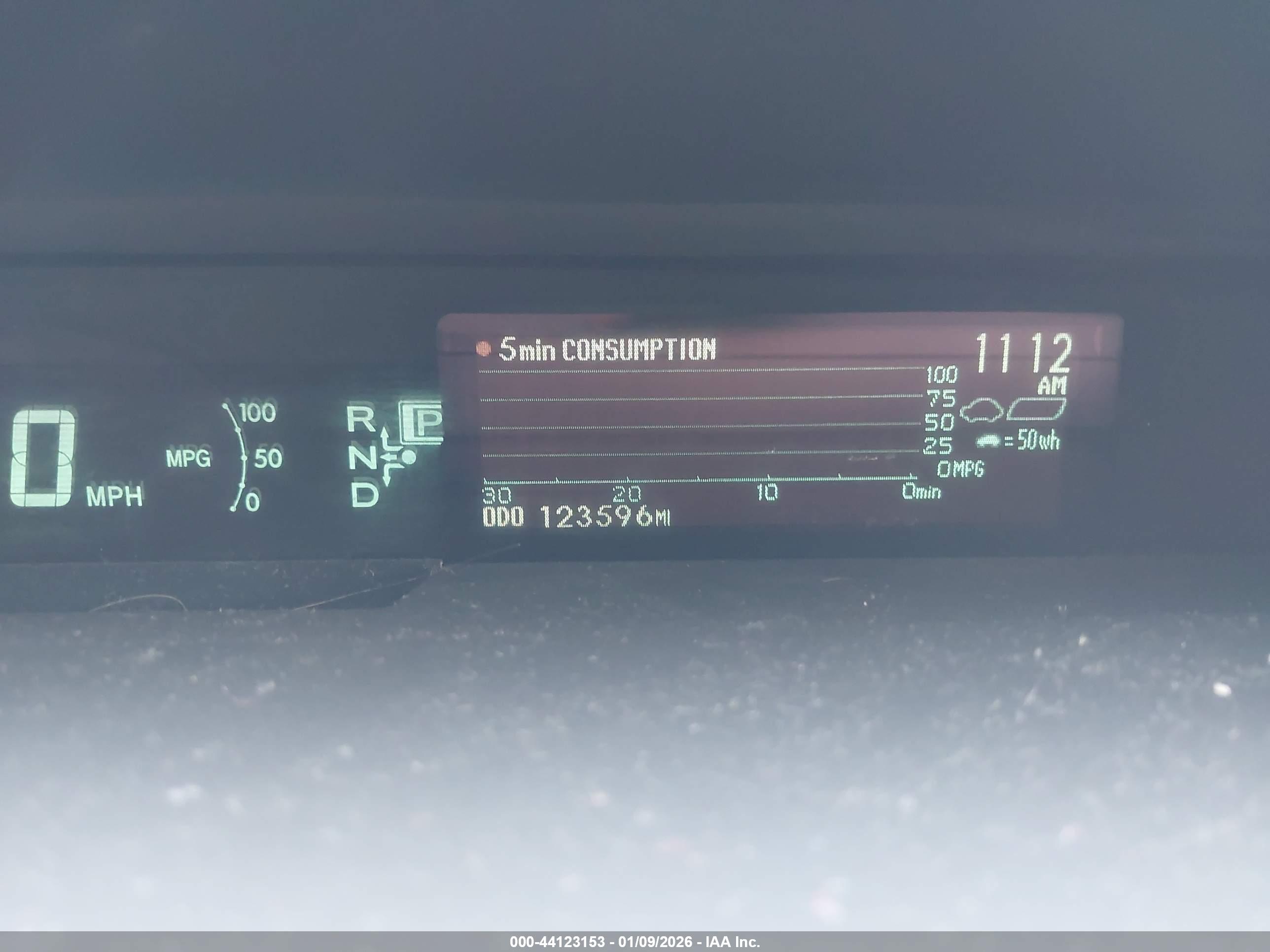 TOYOTA PRIUS image 7