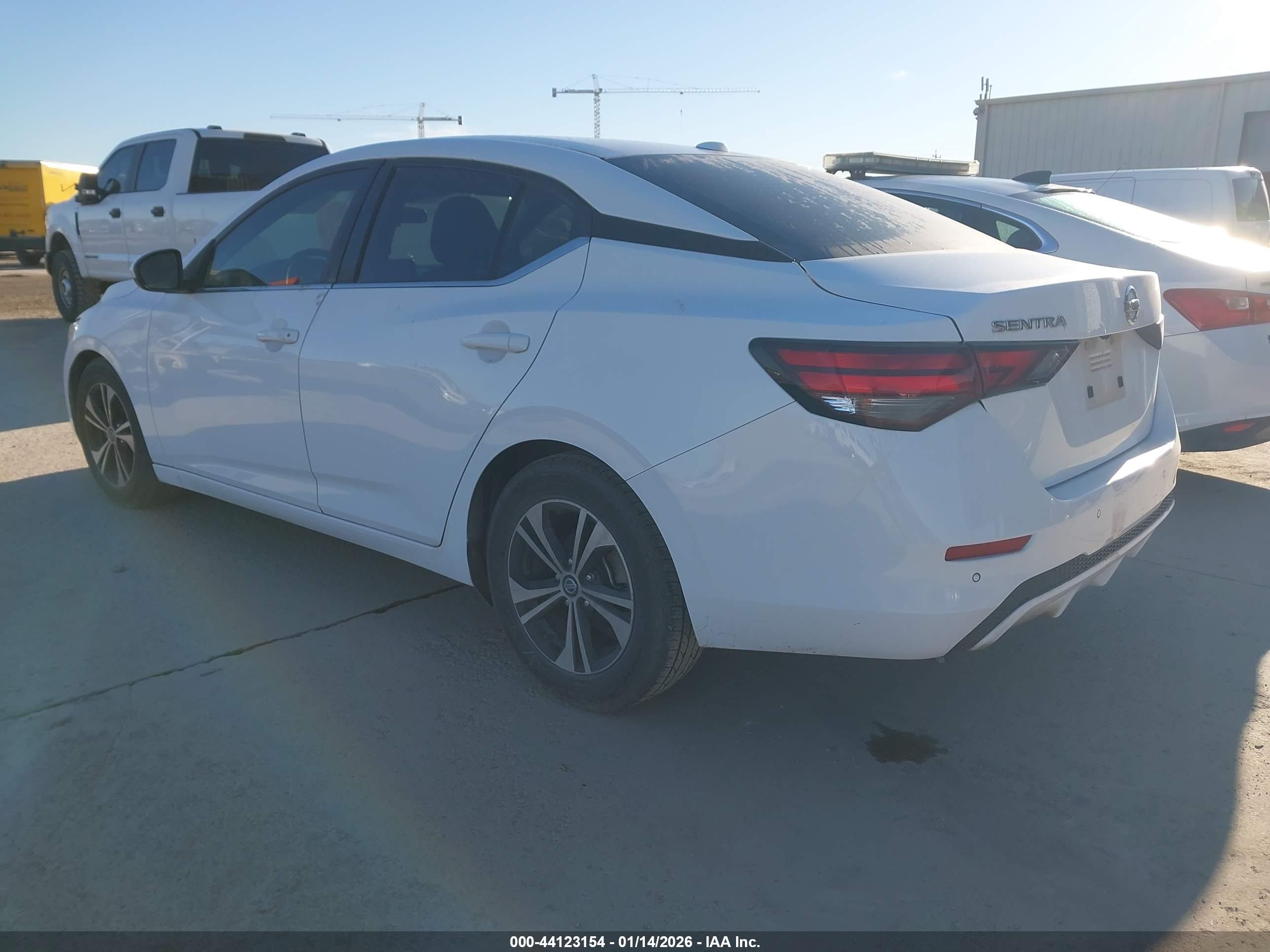 NISSAN SENTRA image 3