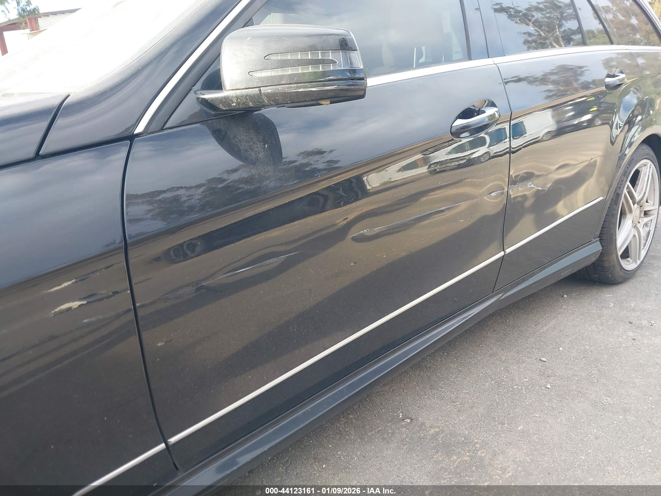 MERCEDES-BENZ E image 6
