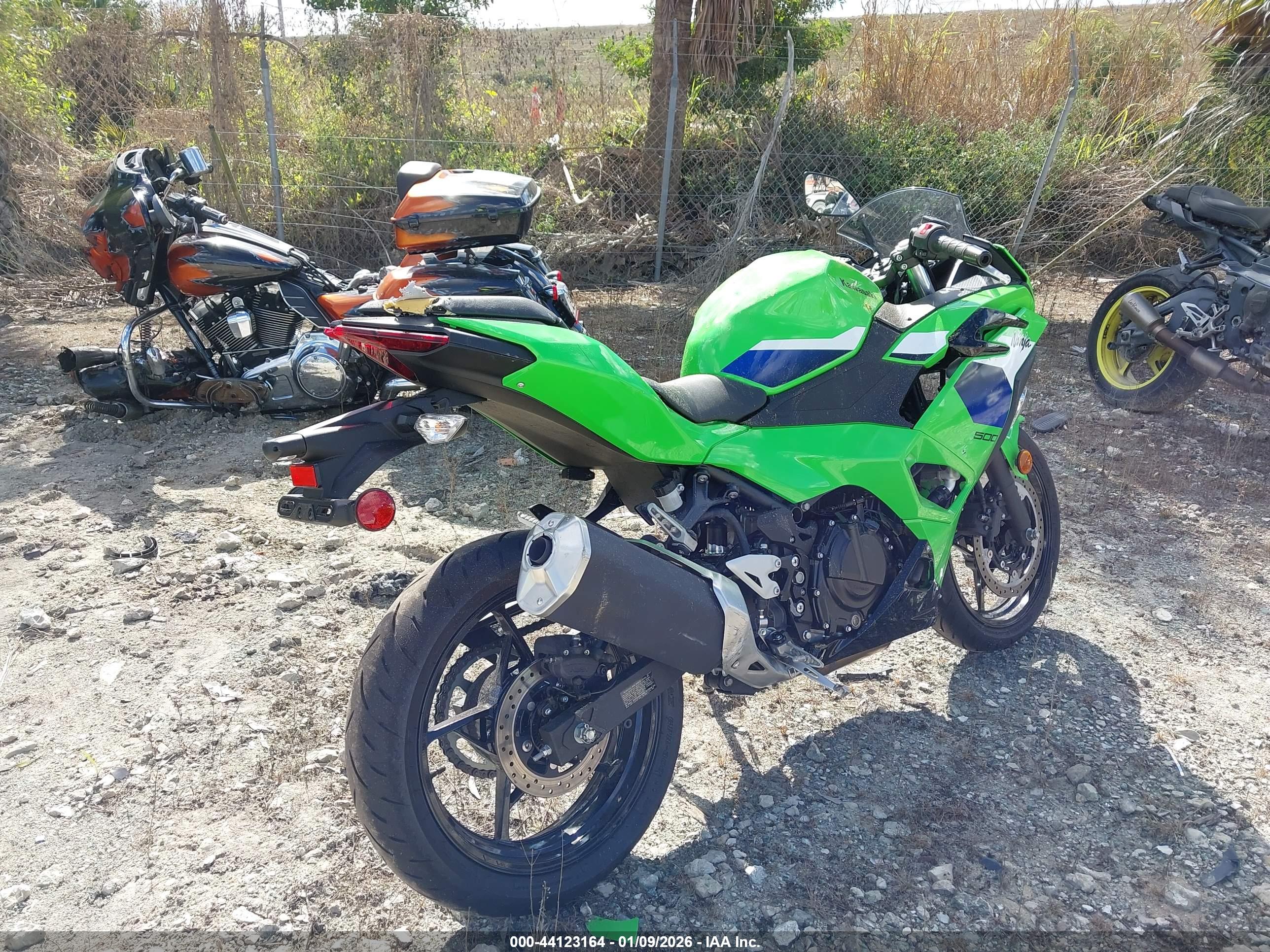 KAWASAKI EX500 image 4