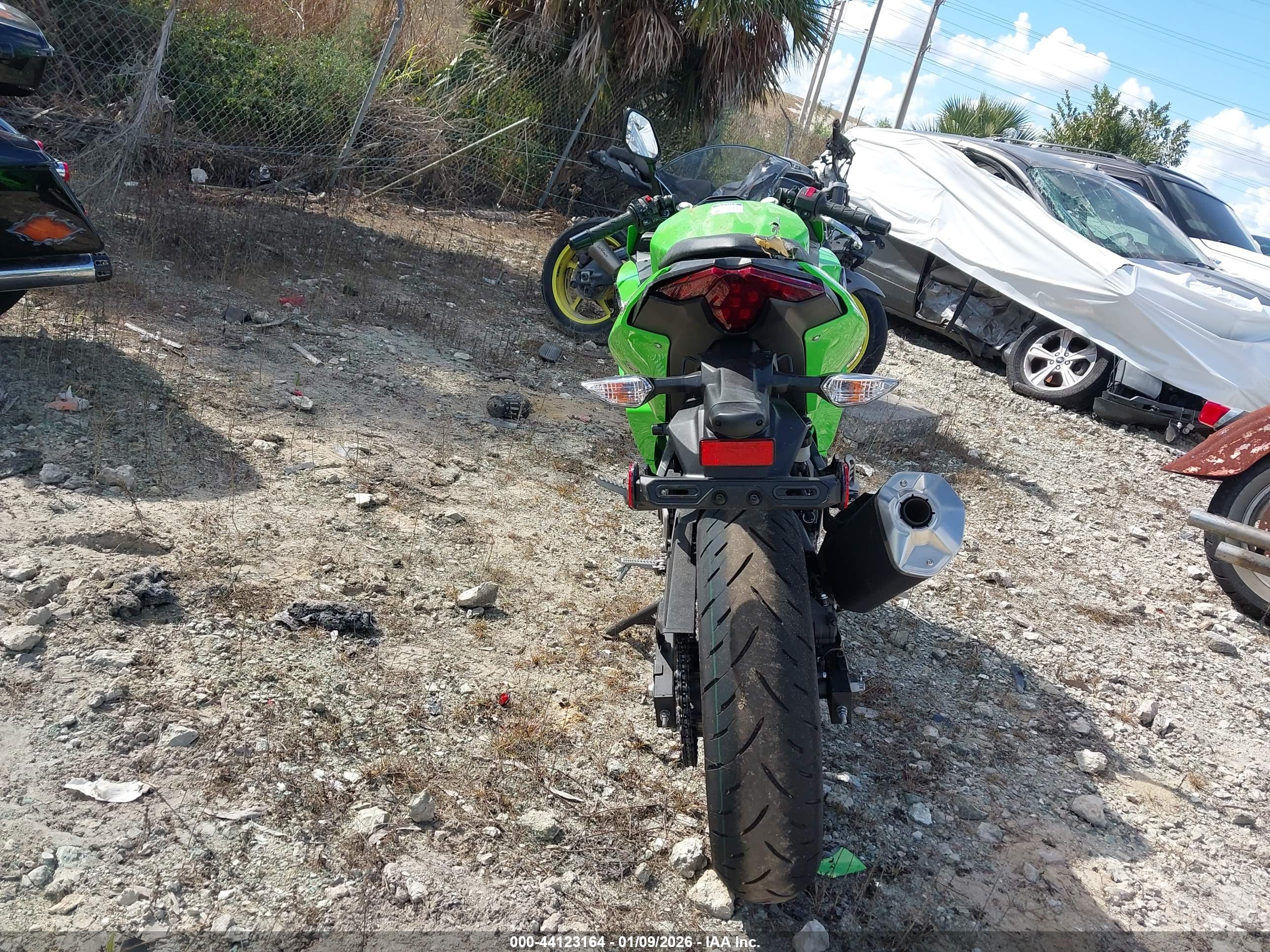 KAWASAKI EX500 image 6