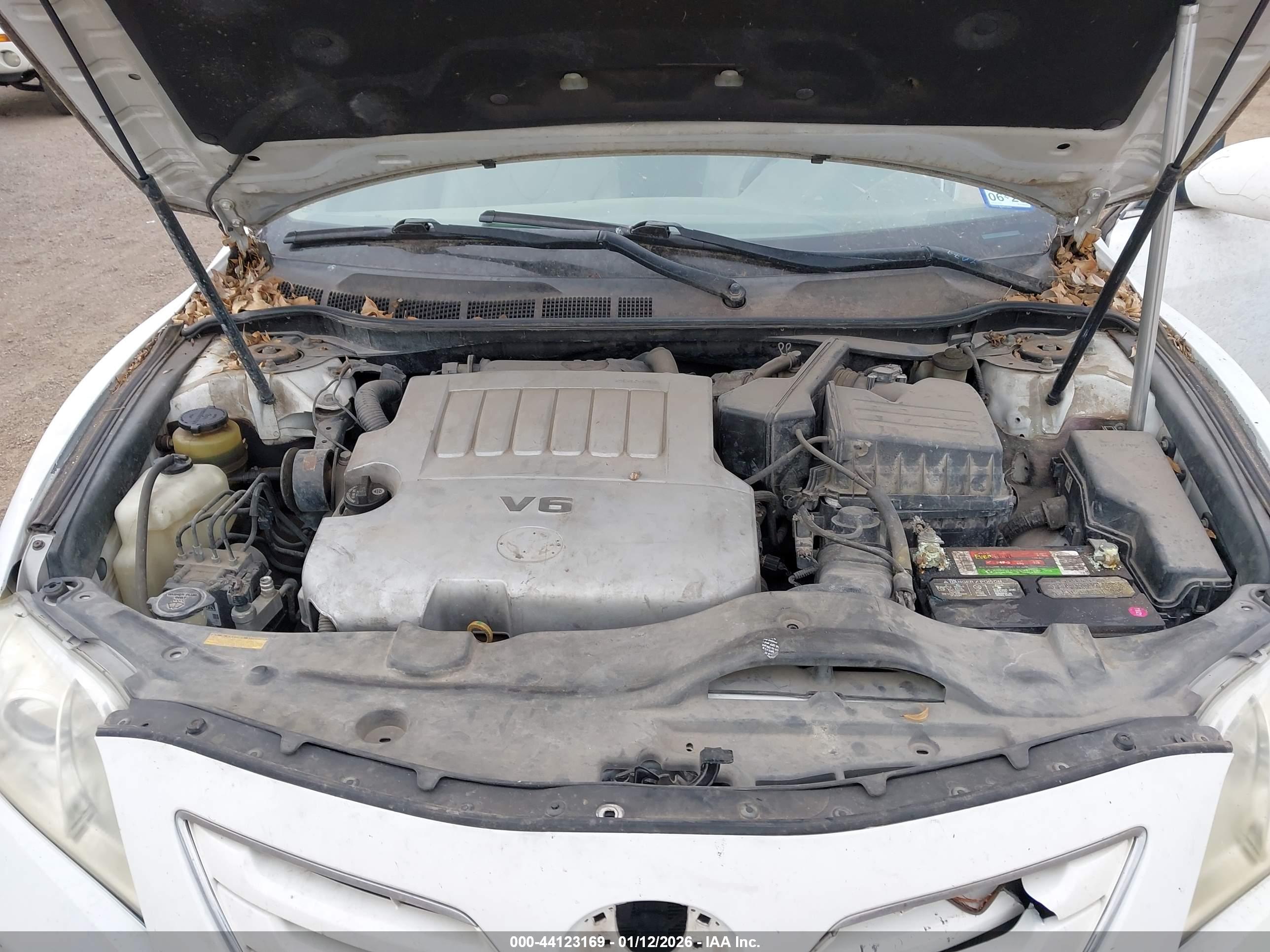TOYOTA CAMRY image 10