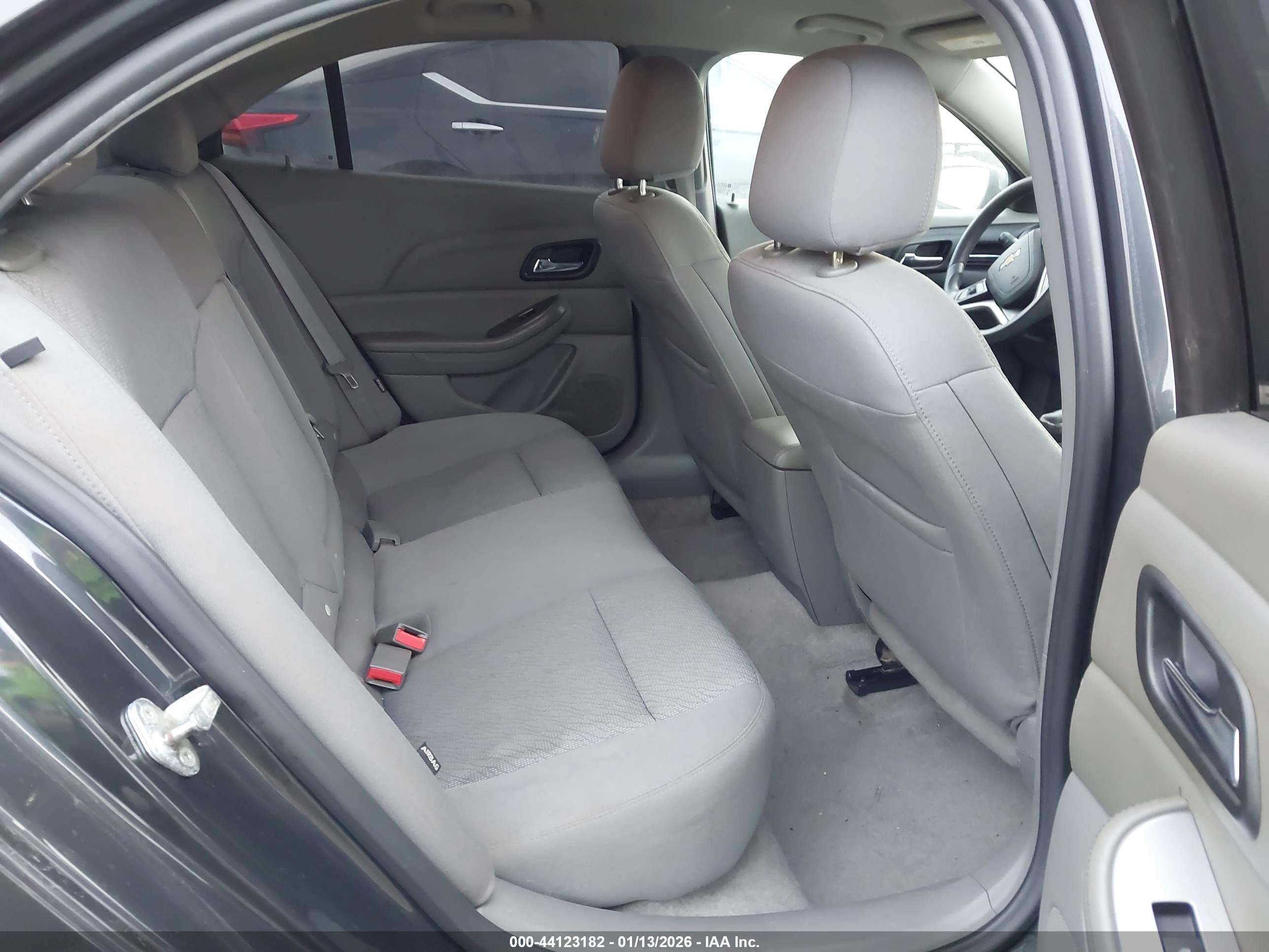 CHEVROLET MALIBU image 8
