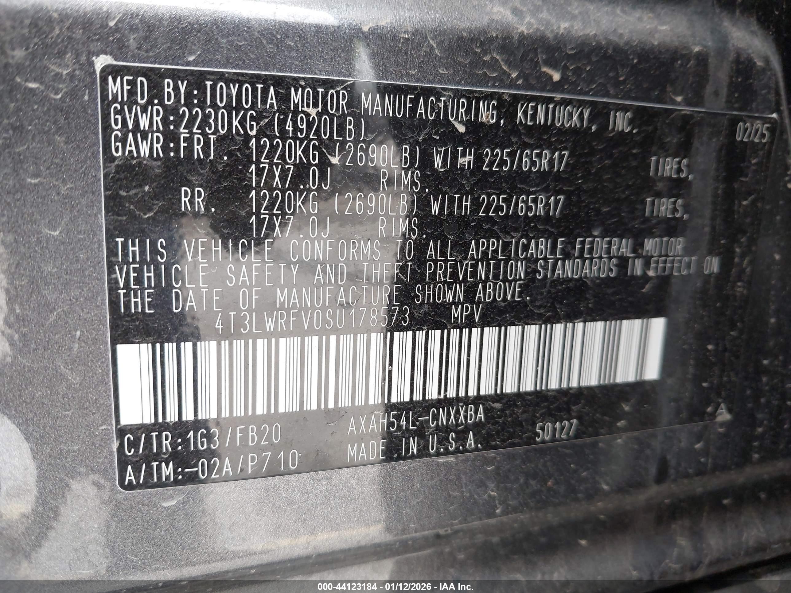 TOYOTA RAV4 image 9