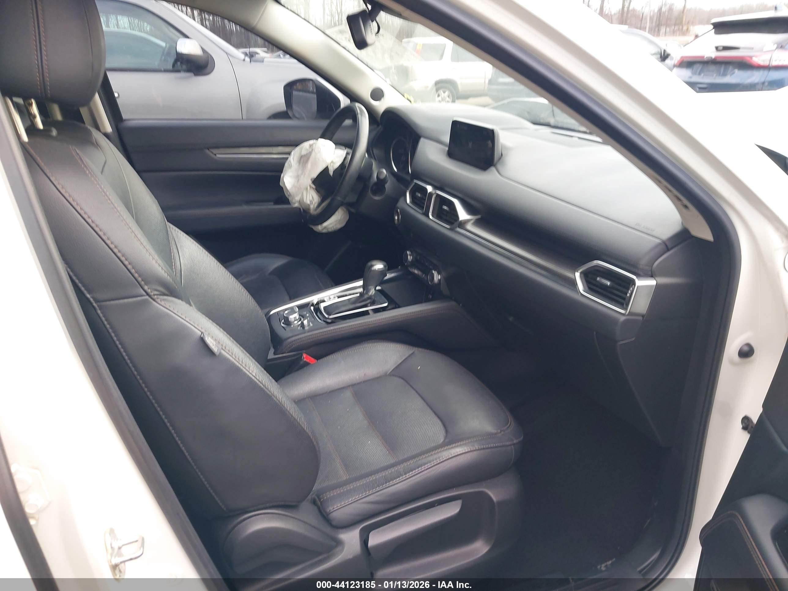 MAZDA CX-5 image 5