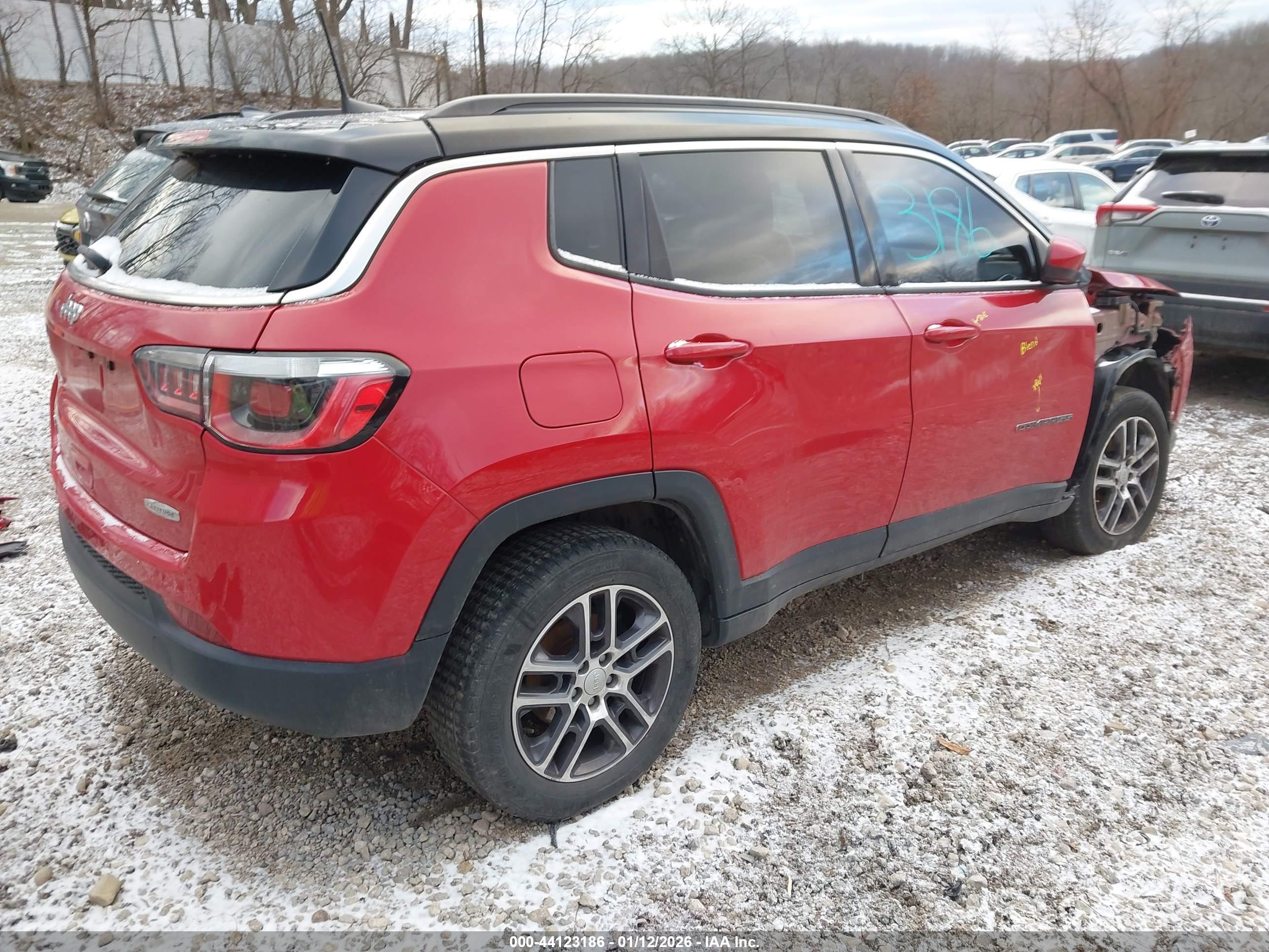 JEEP COMPASS image 4