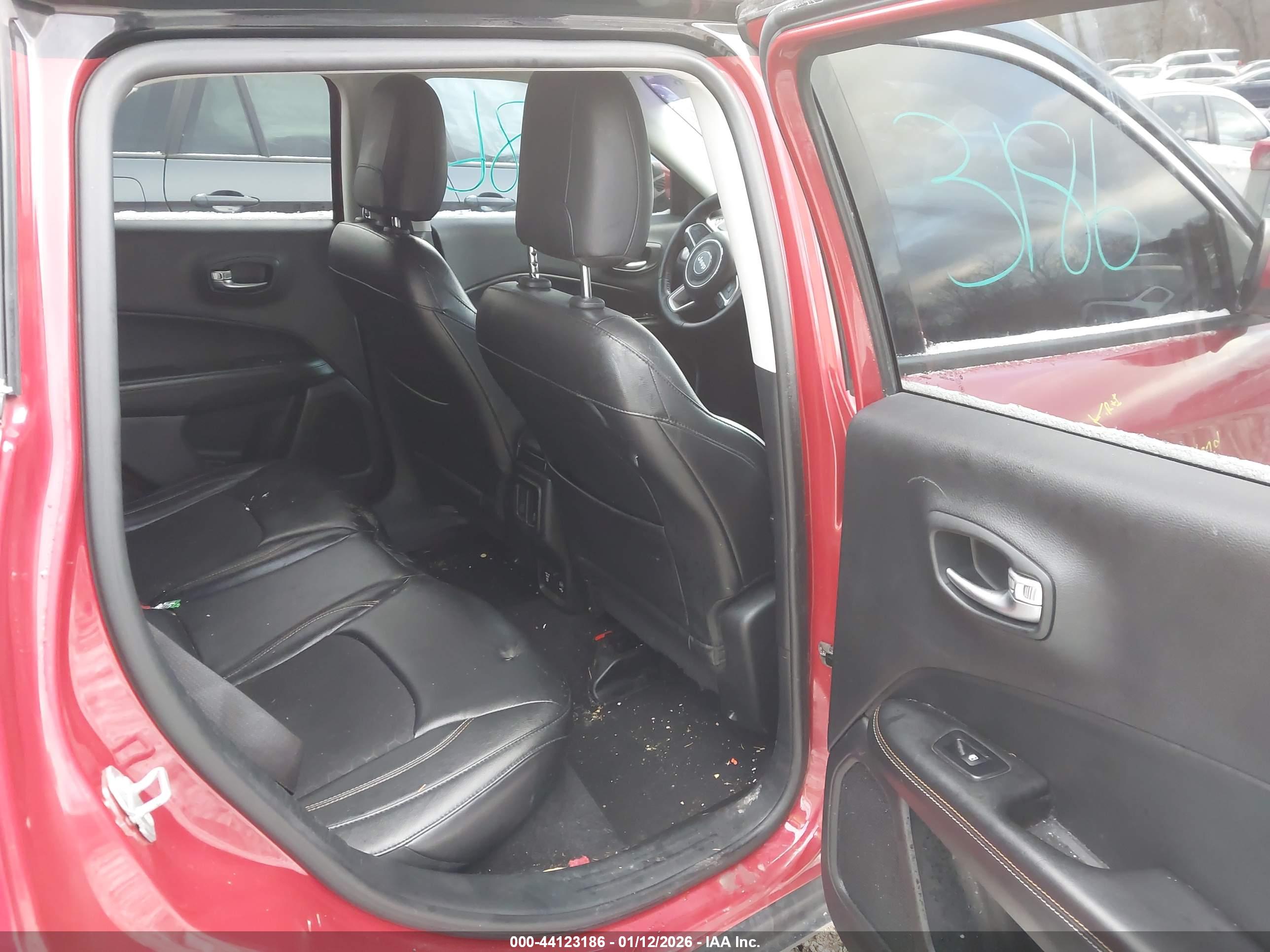 JEEP COMPASS image 8