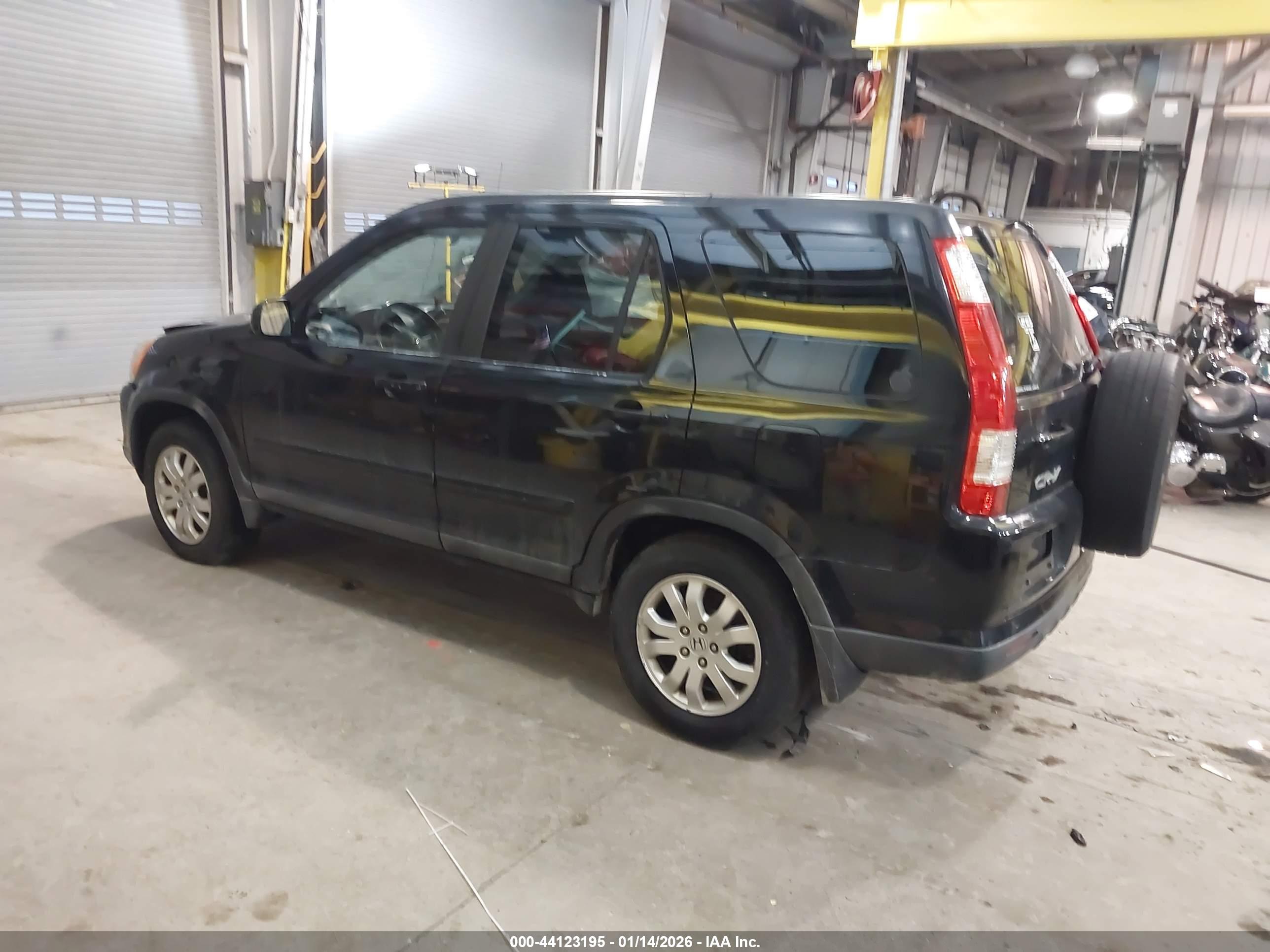 HONDA CR-V image 3
