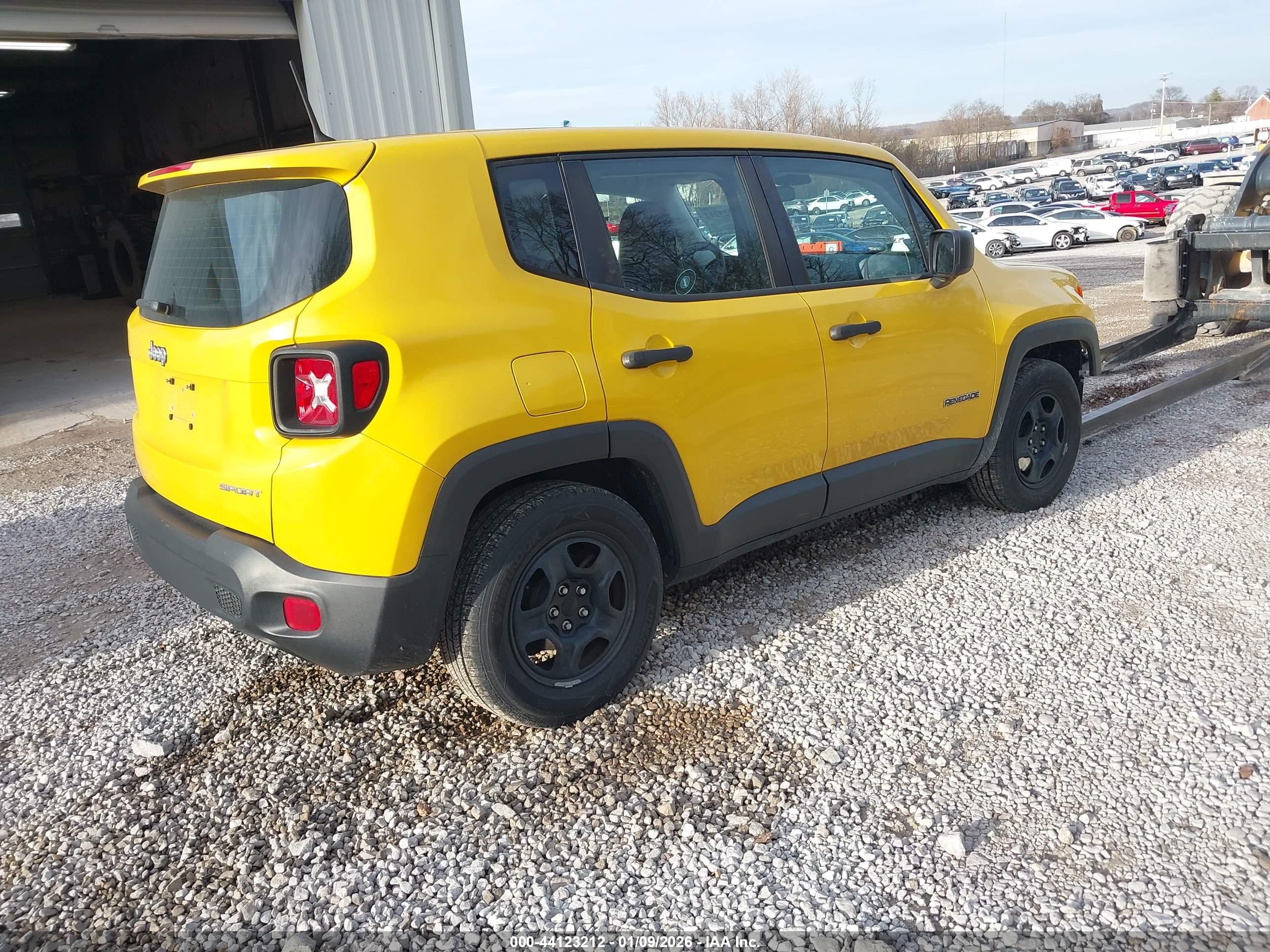 JEEP RENEGADE image 4
