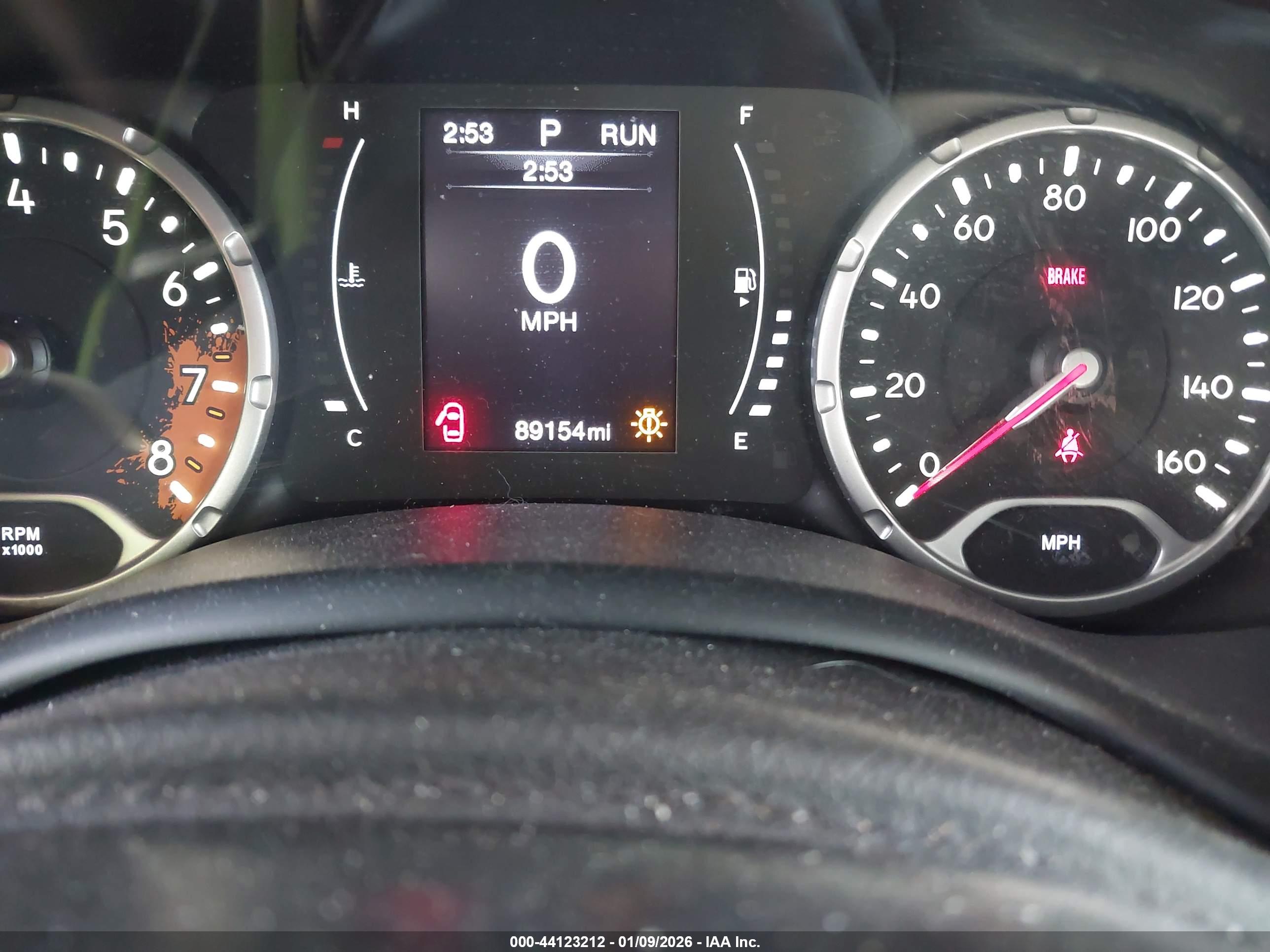 JEEP RENEGADE image 7