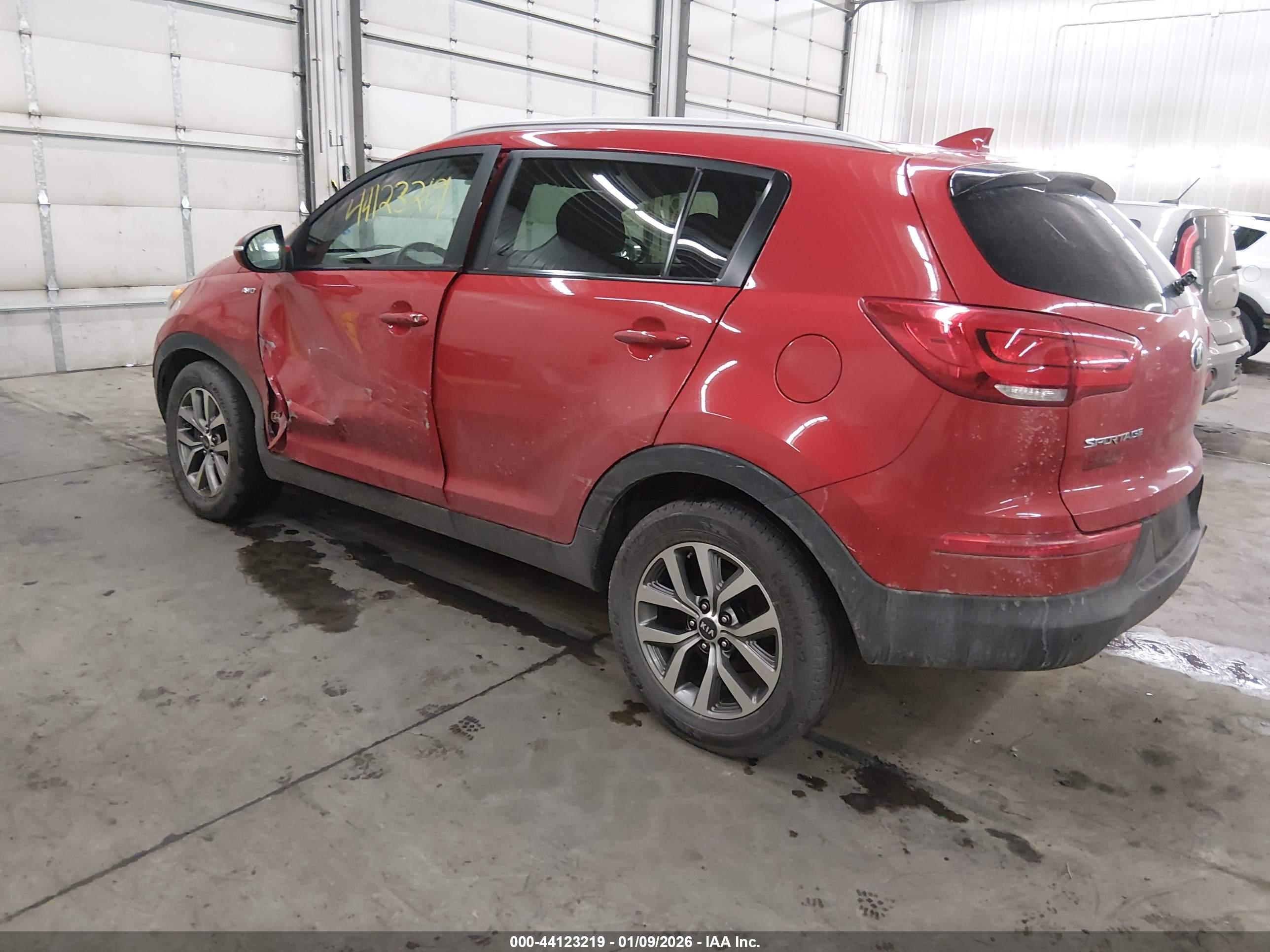 KIA SPORTAGE image 3