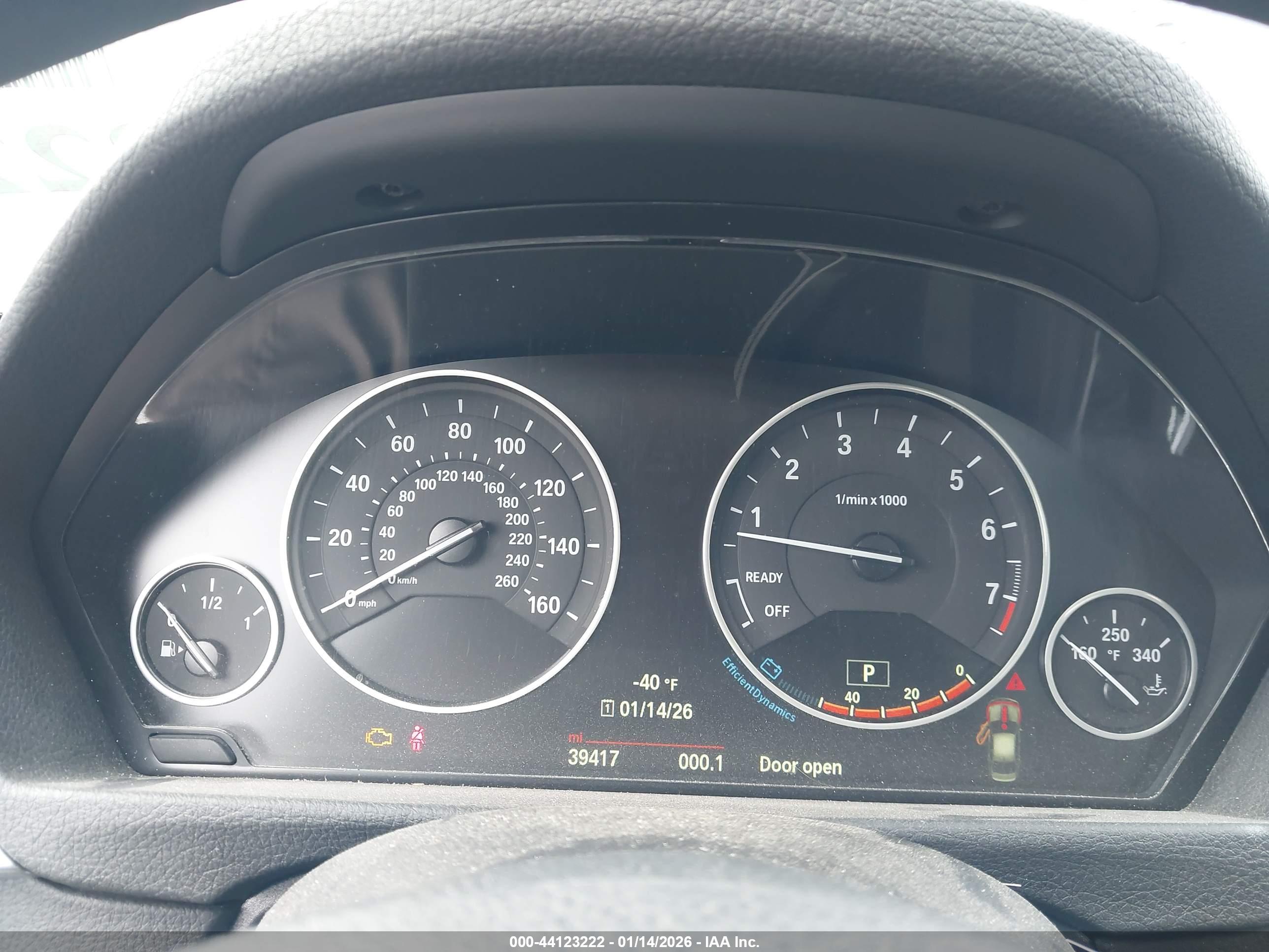 BMW 320I image 7