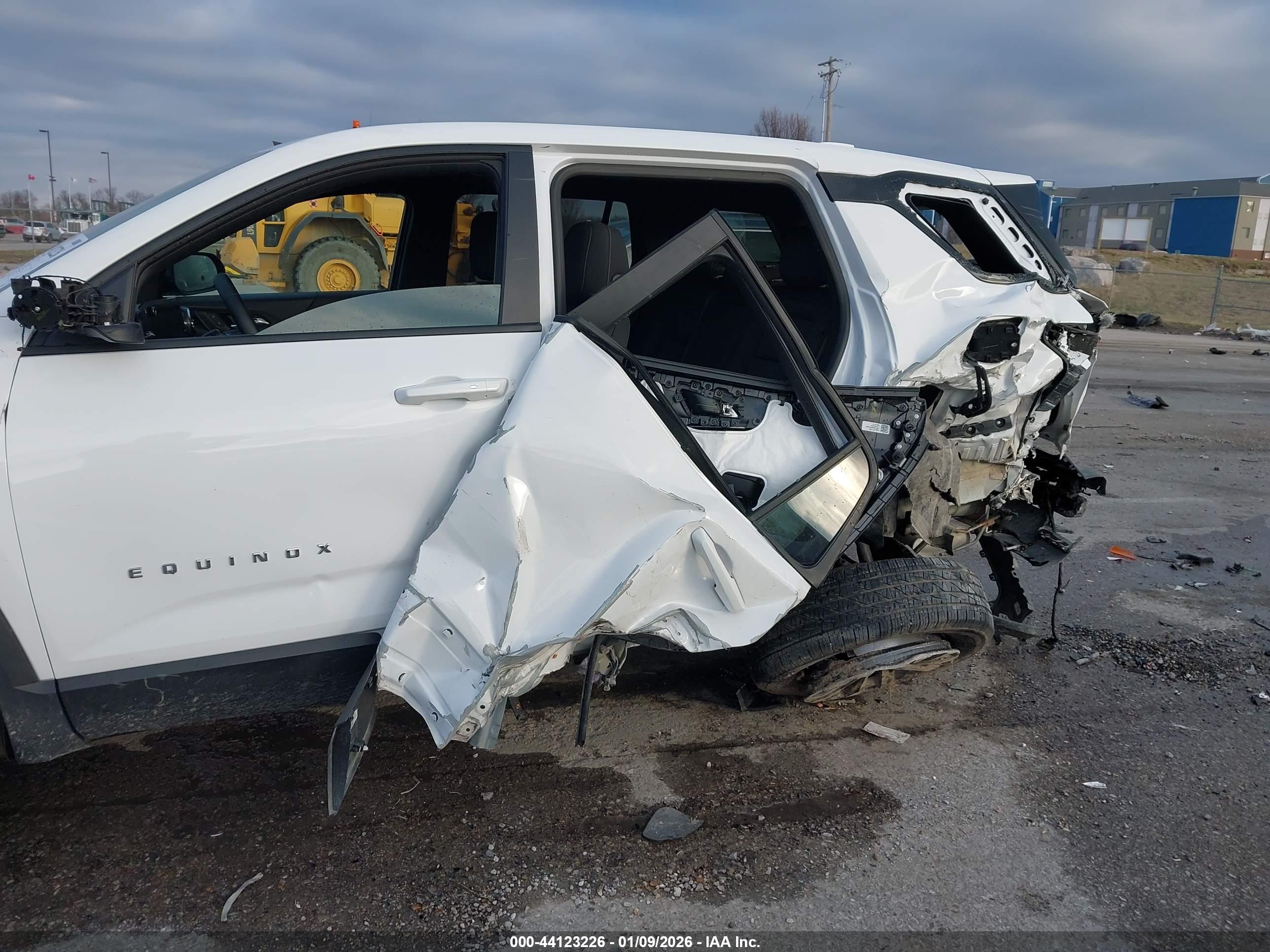 CHEVROLET EQUINOX image 6