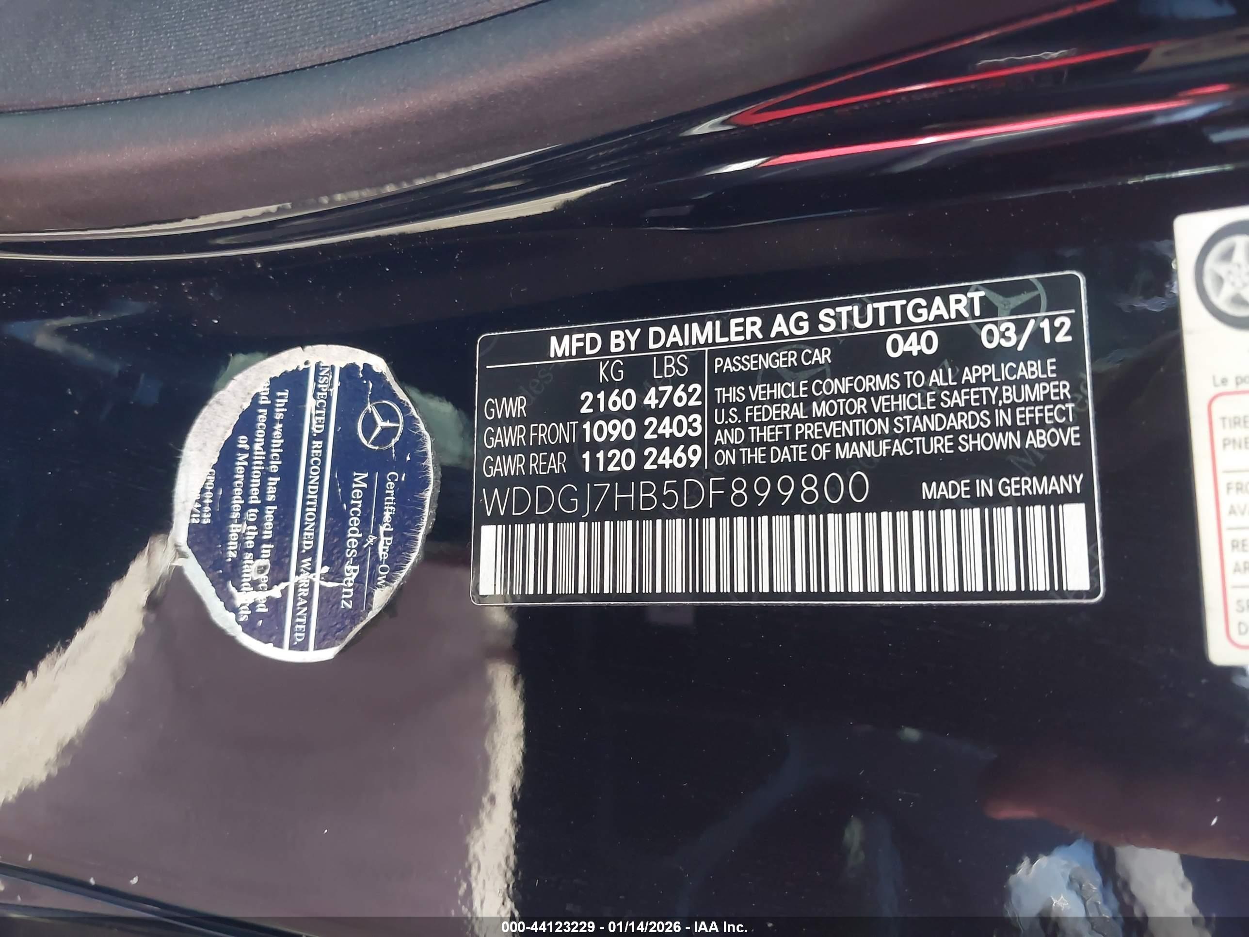 MERCEDES-BENZ C image 9